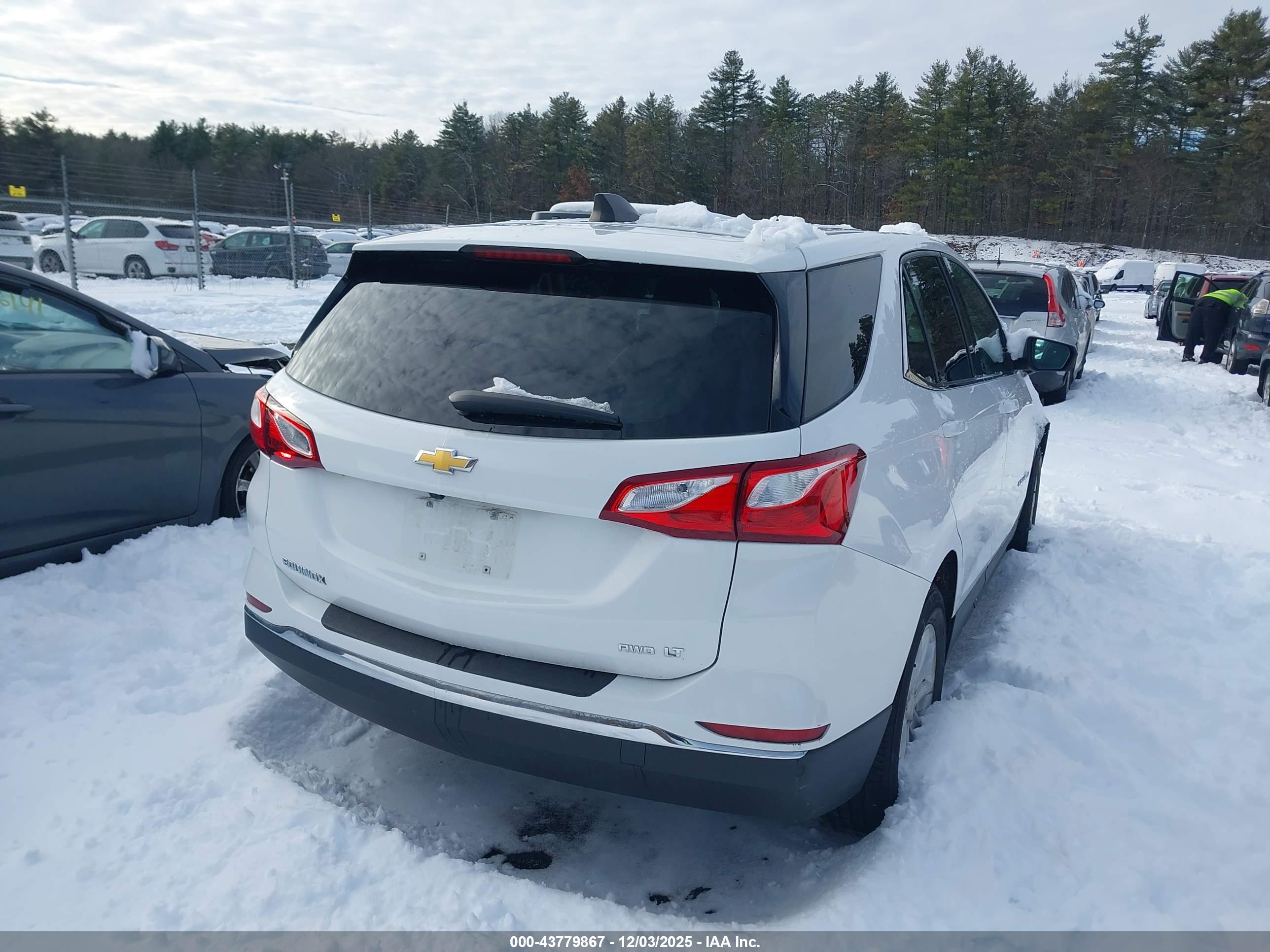 CHEVROLET EQUINOX image 4