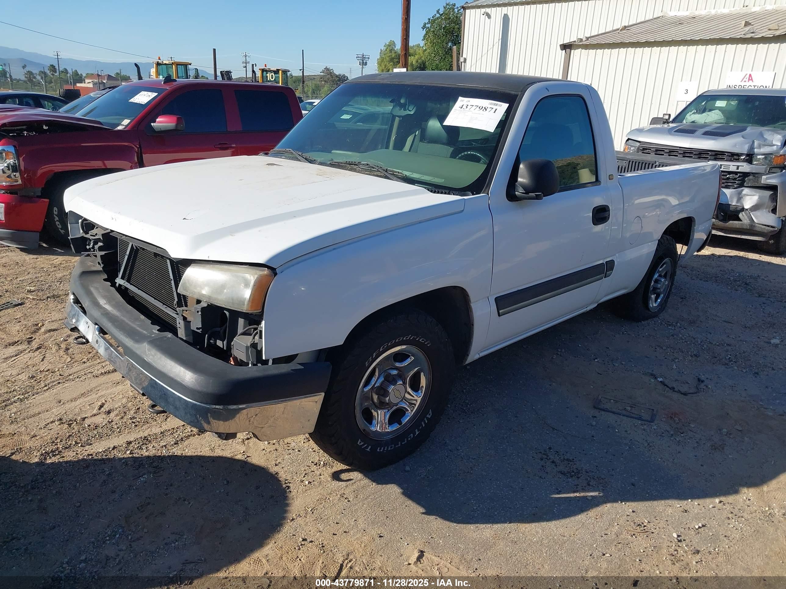 CHEVROLET SILVERADO image 2