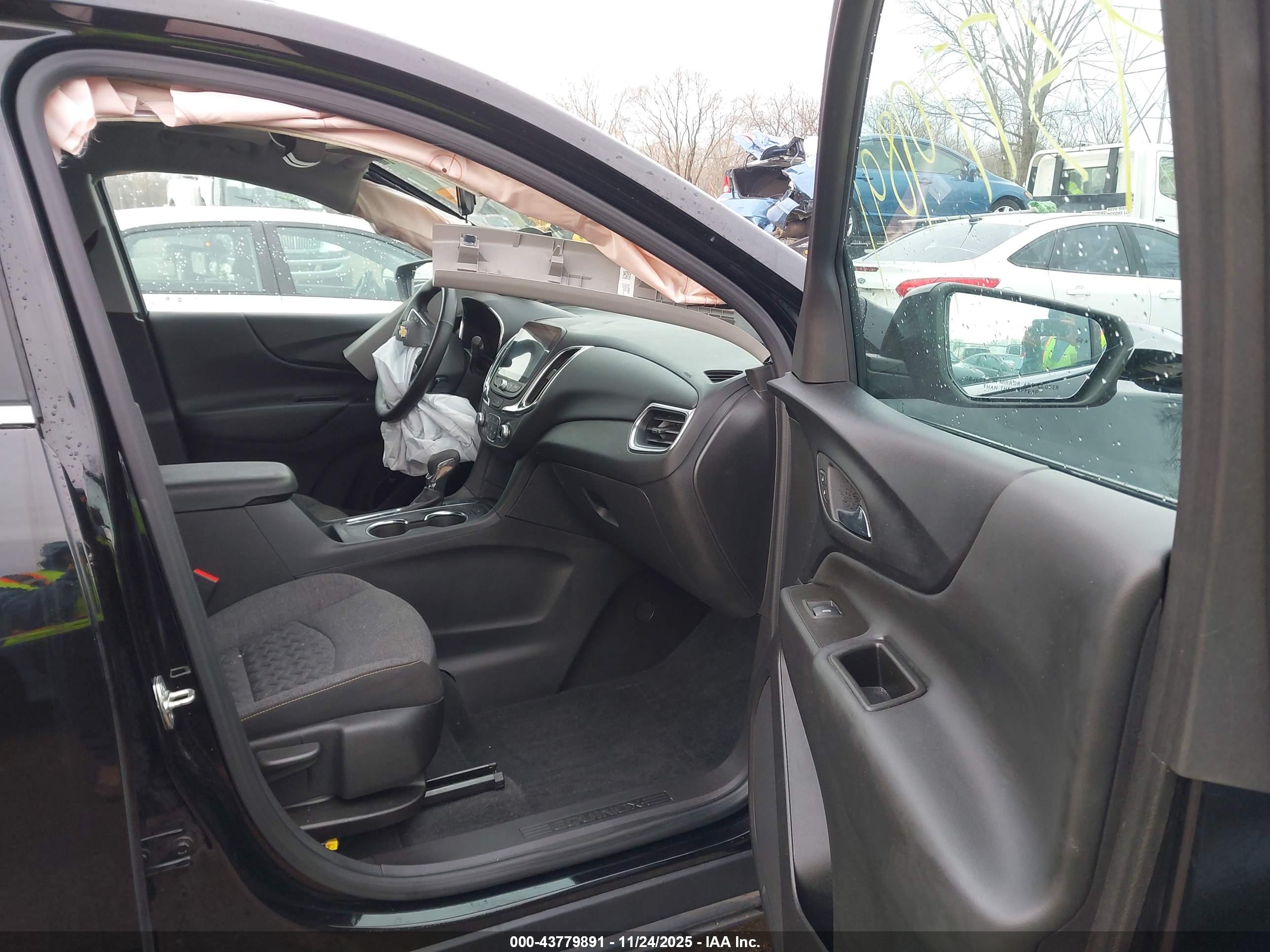 CHEVROLET EQUINOX image 5