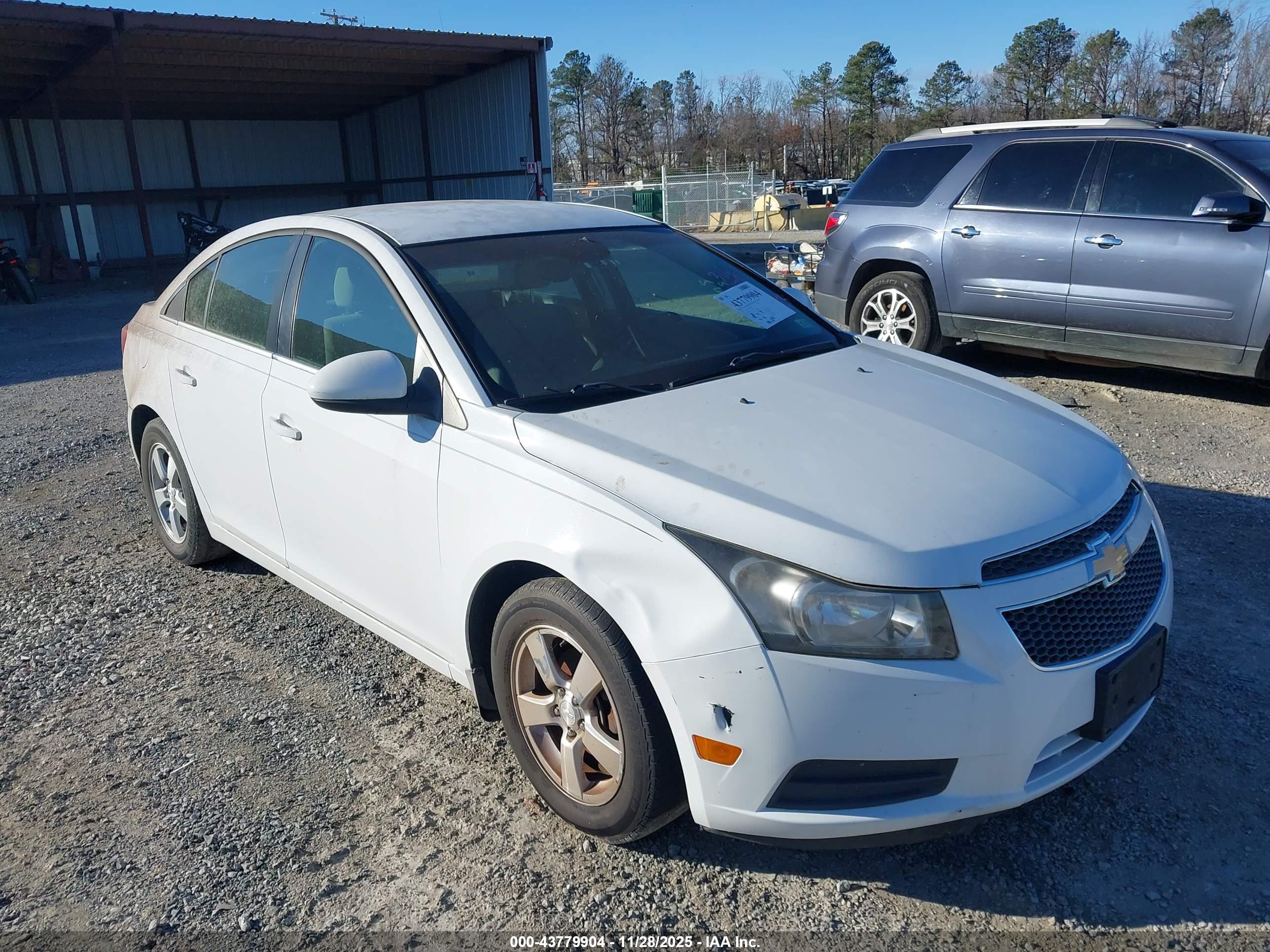 CHEVROLET CRUZE image 6