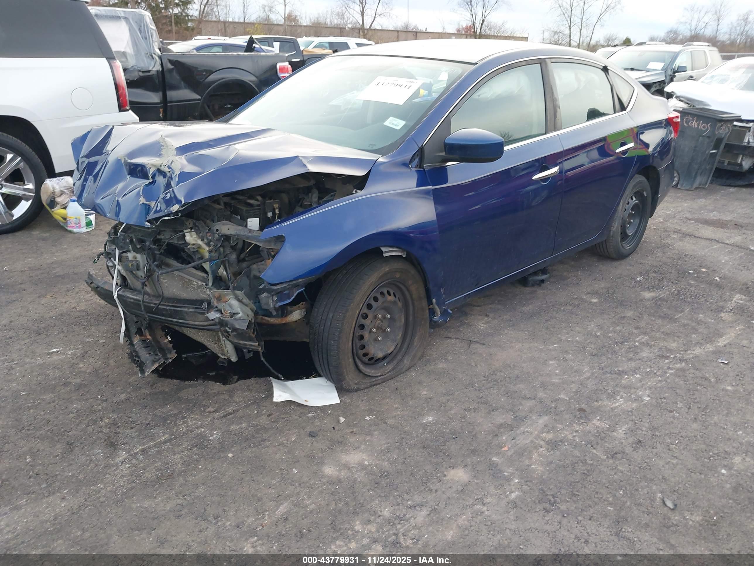 NISSAN SENTRA image 2