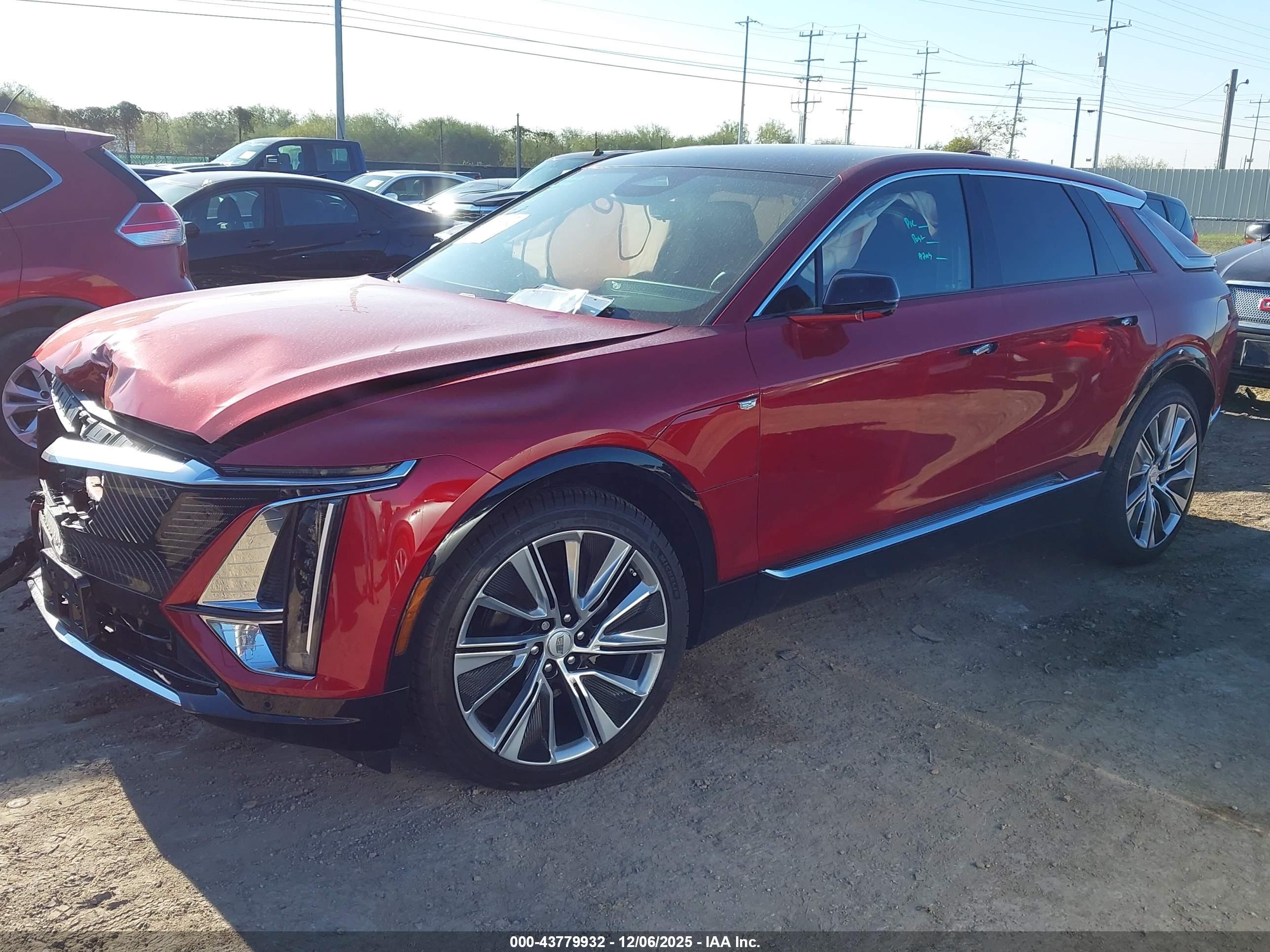 CADILLAC LYRIQ image 2