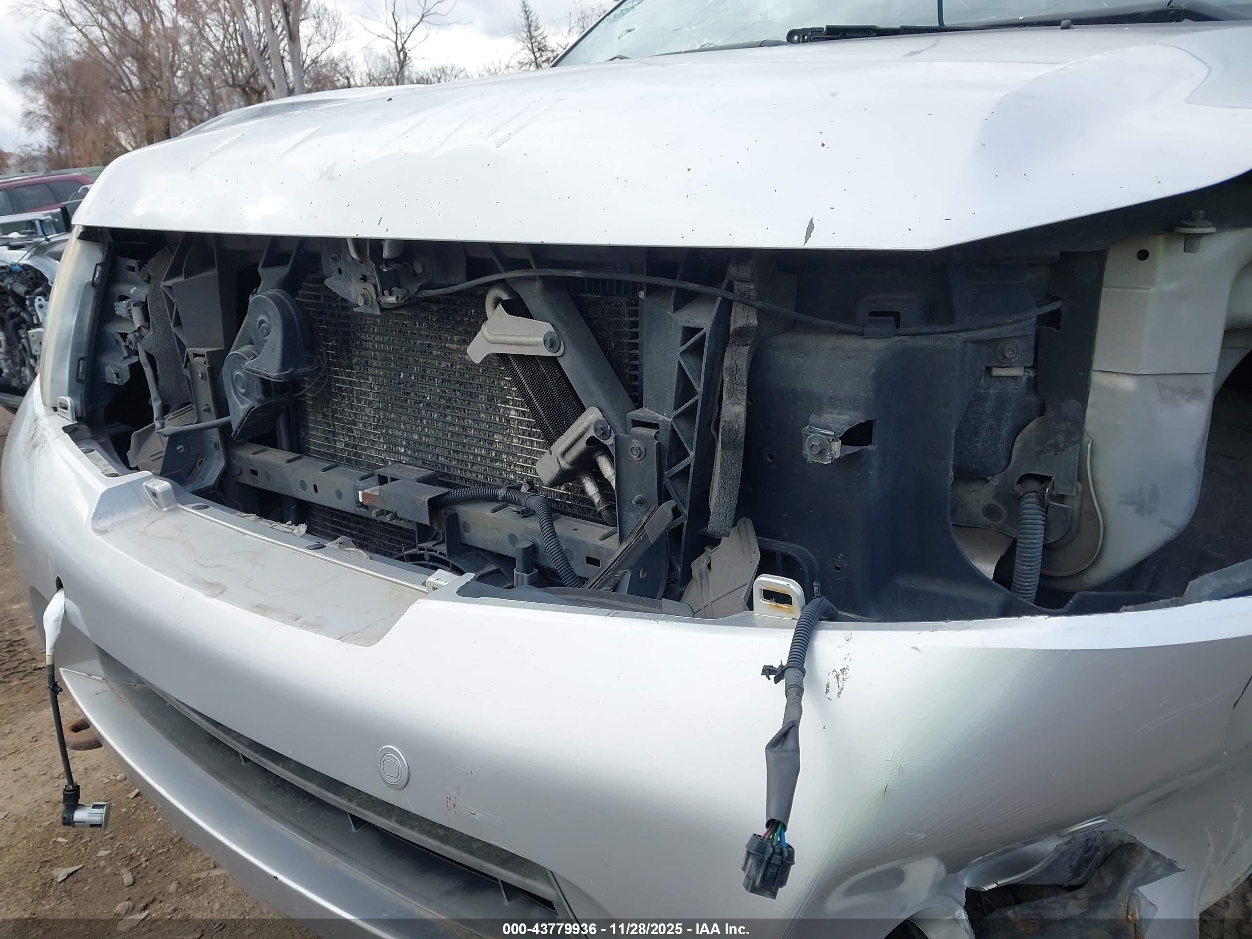 NISSAN ARMADA image 10