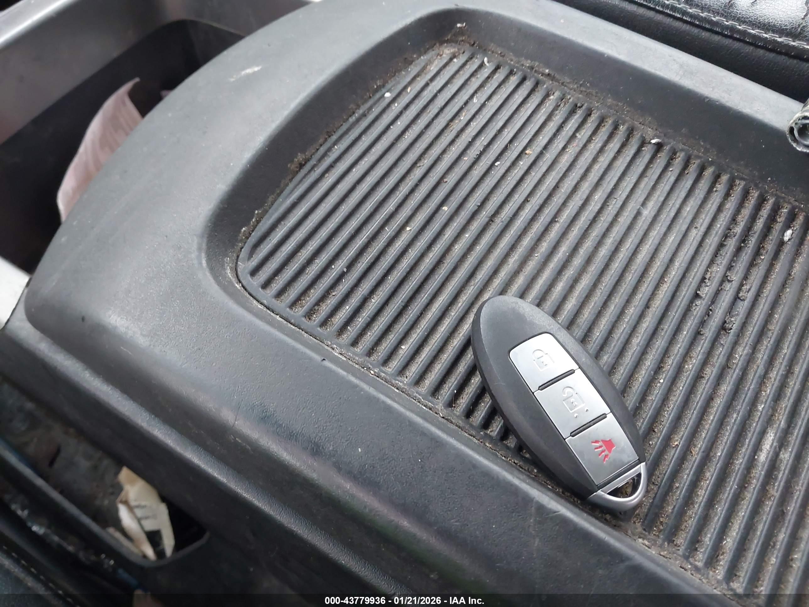 NISSAN ARMADA image 11