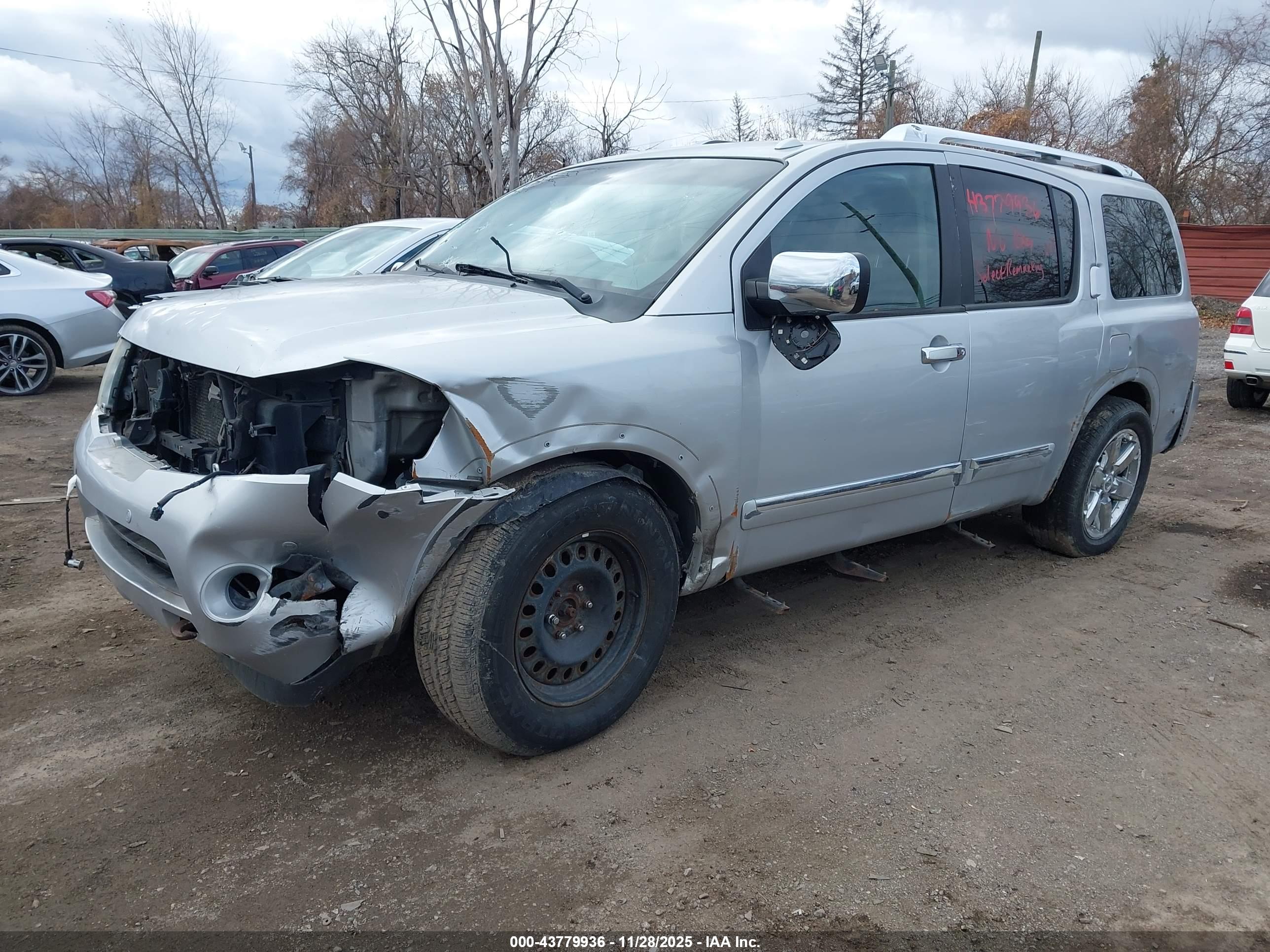 NISSAN ARMADA image 2