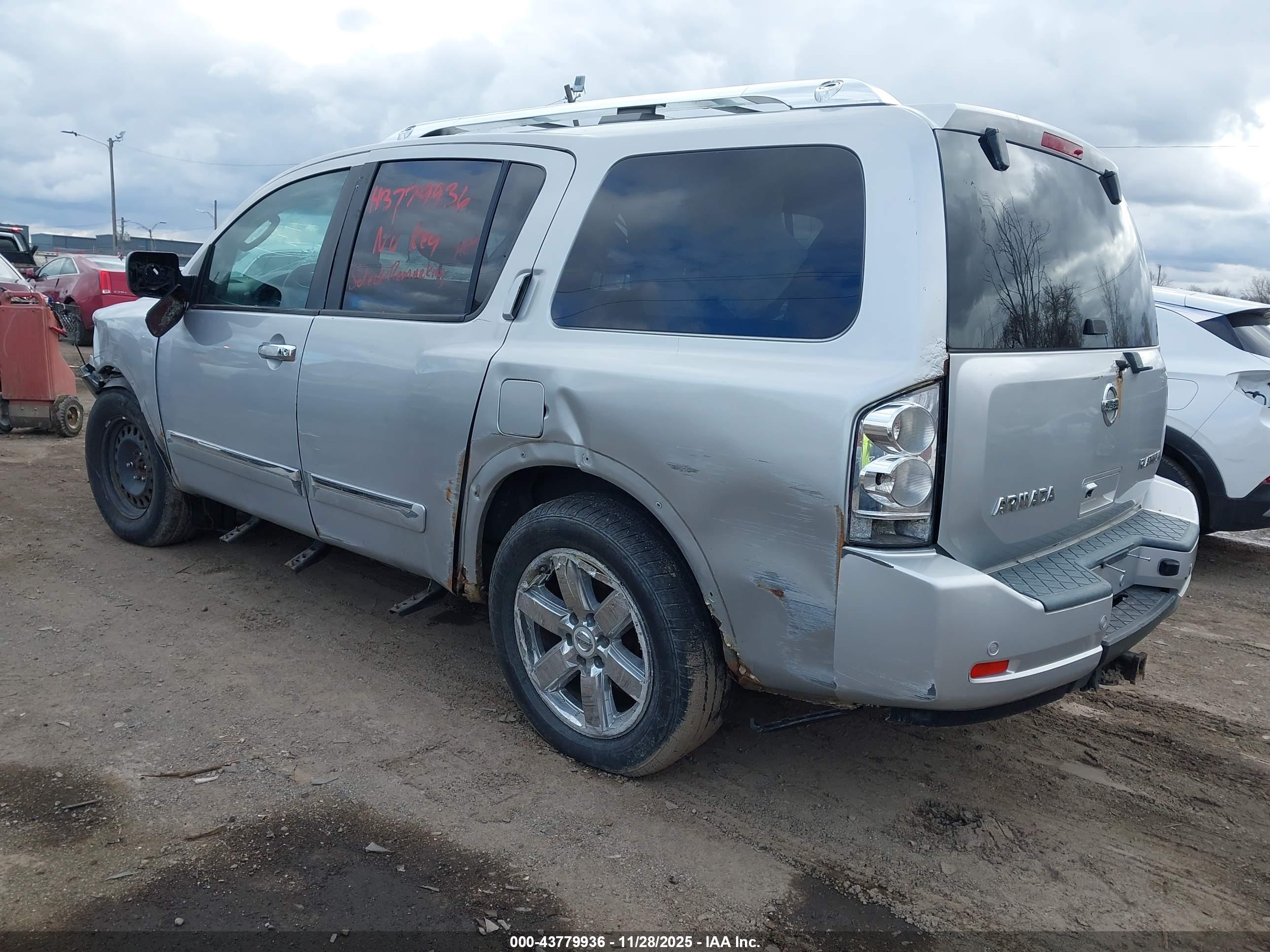 NISSAN ARMADA image 3