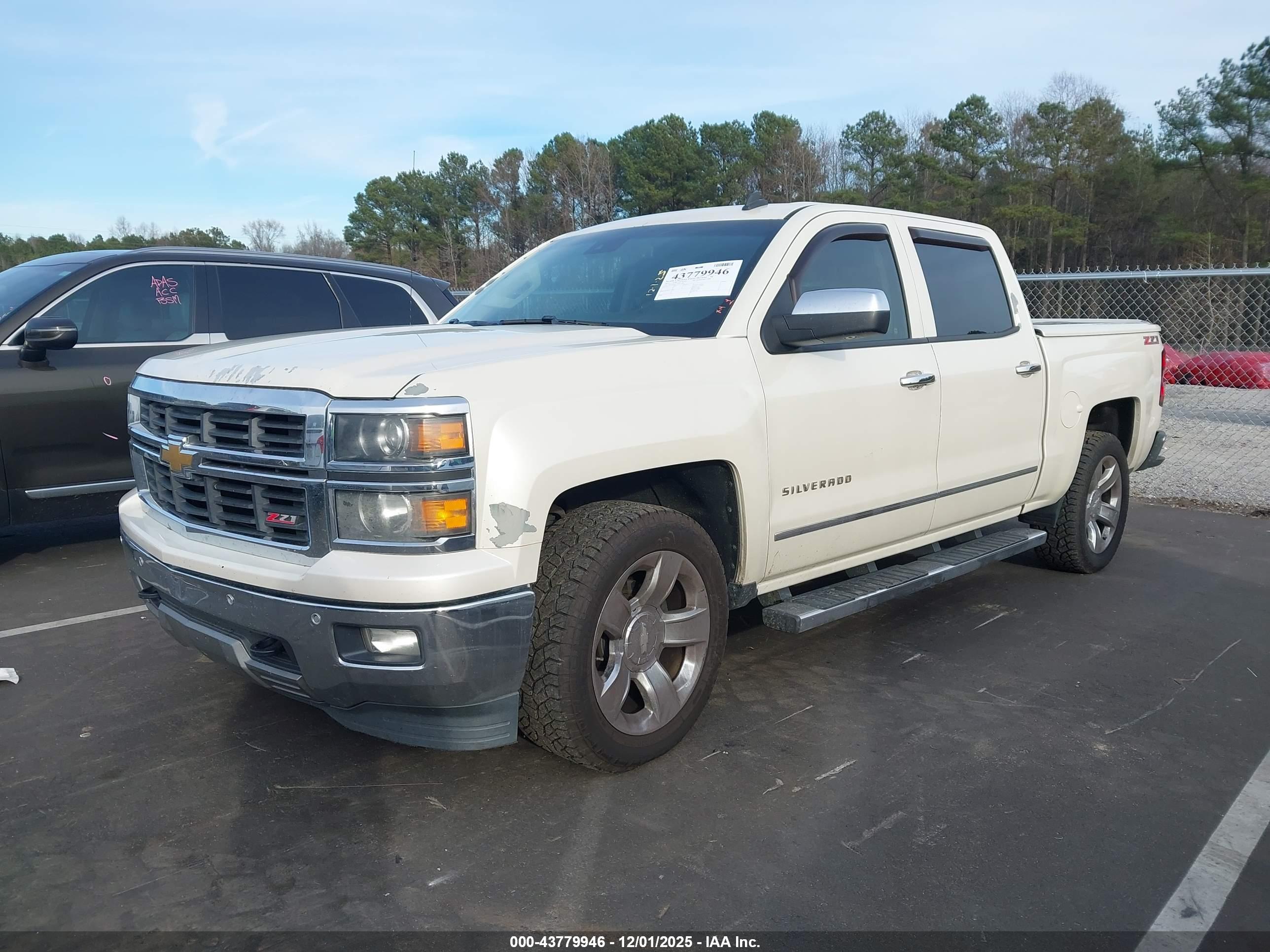 CHEVROLET SILVERADO image 2