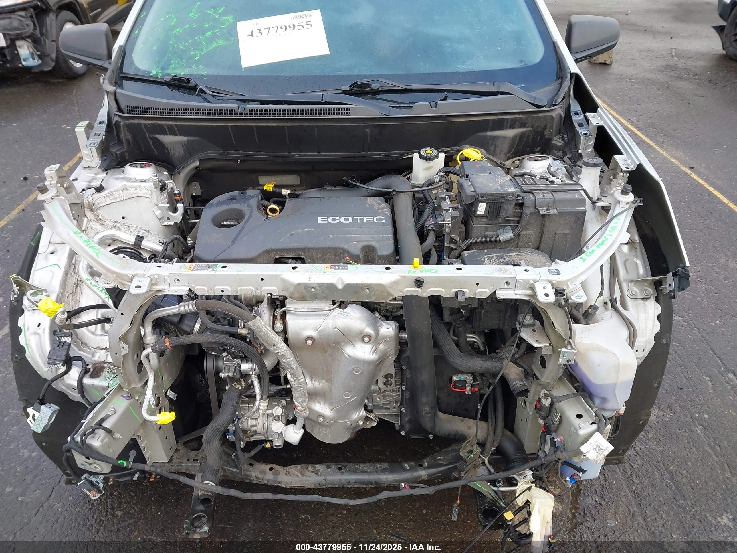 CHEVROLET EQUINOX image 10