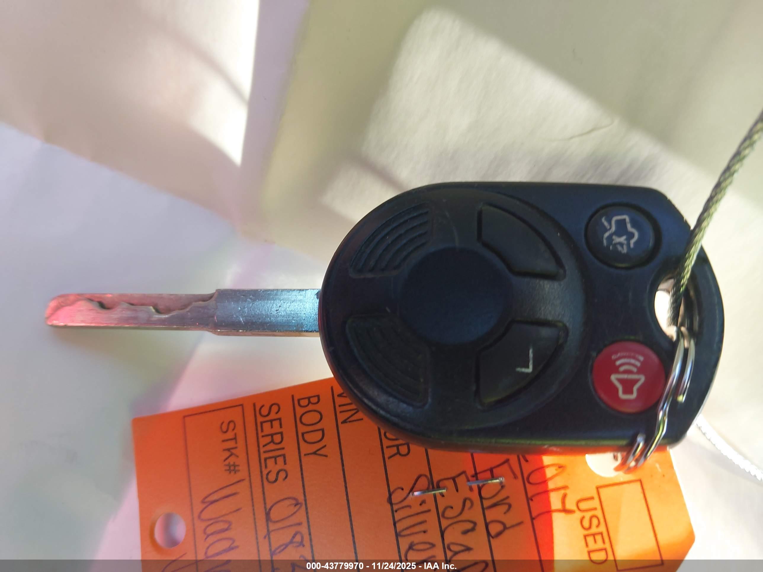 FORD ESCAPE image 11