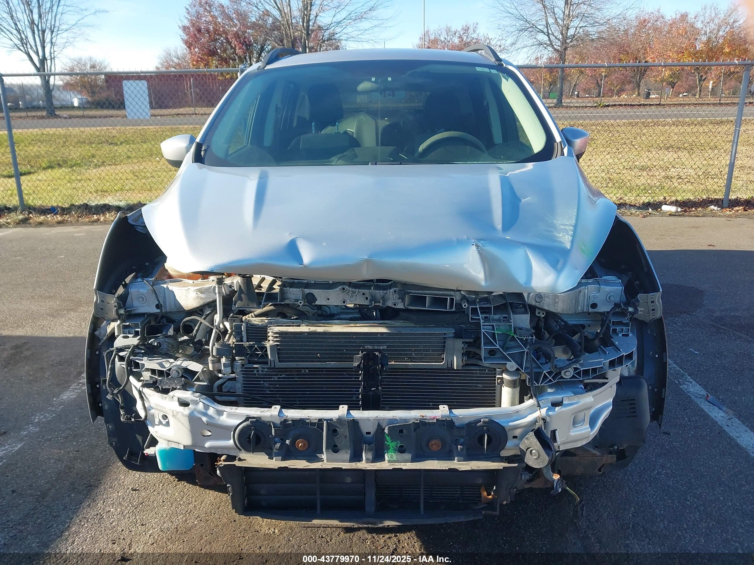 FORD ESCAPE image 6