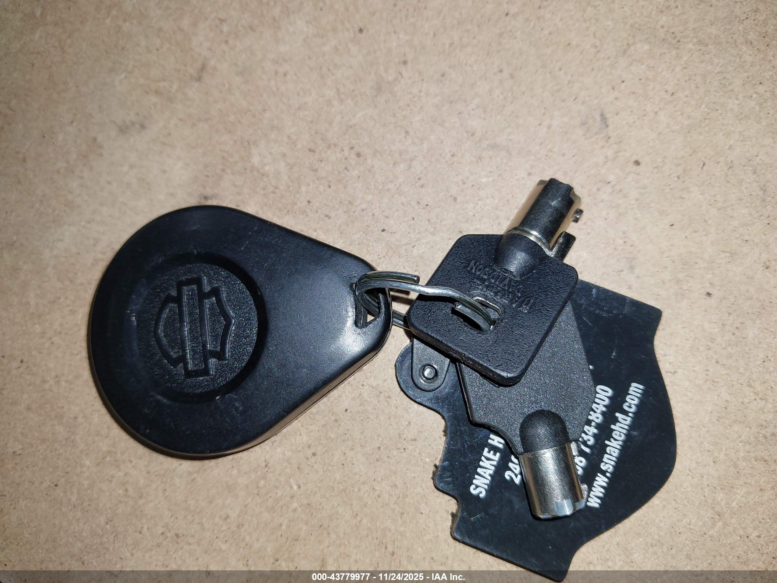 HARLEY-DAVIDSON FLHXS image 11
