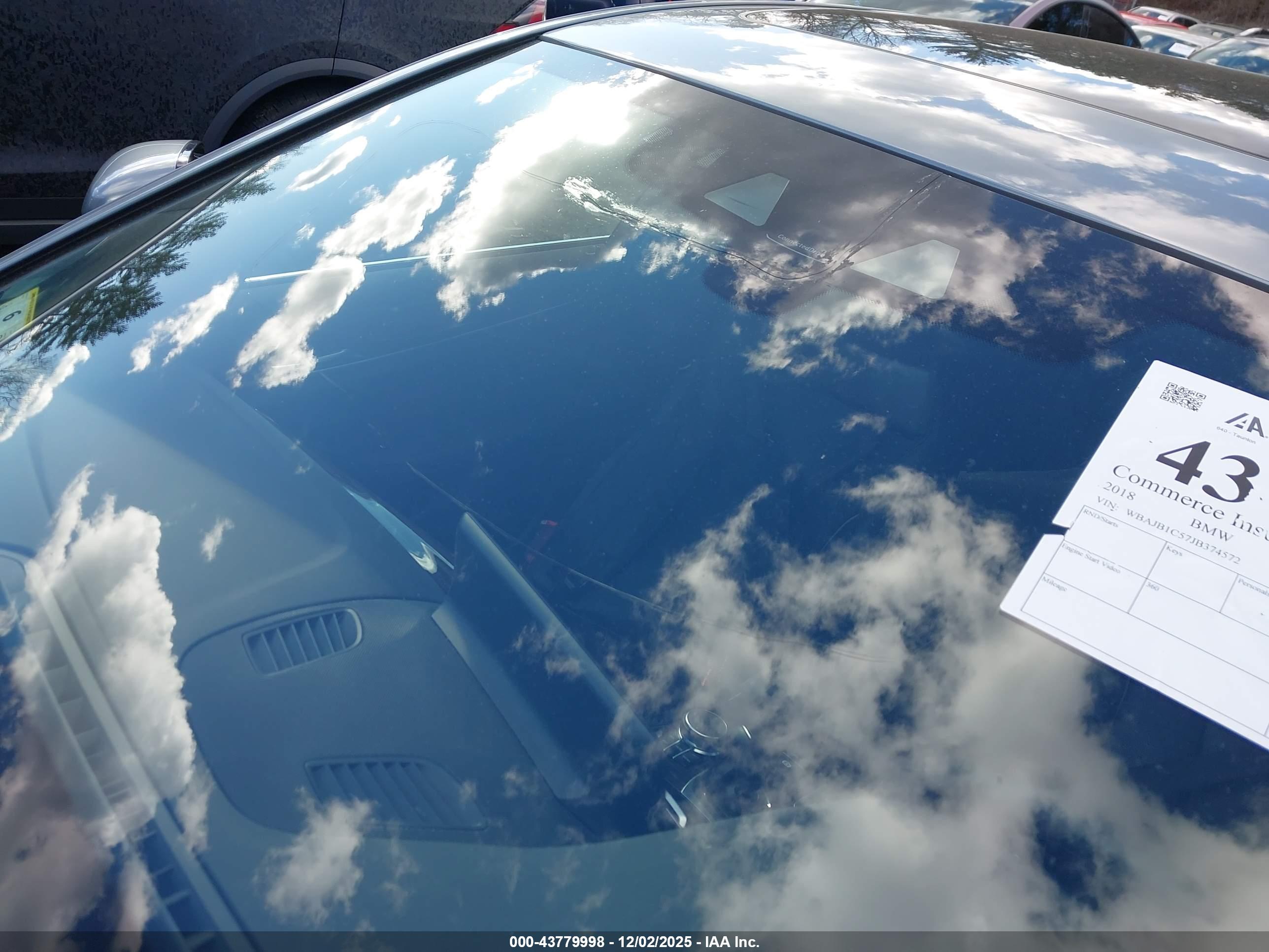 BMW 530E image 6