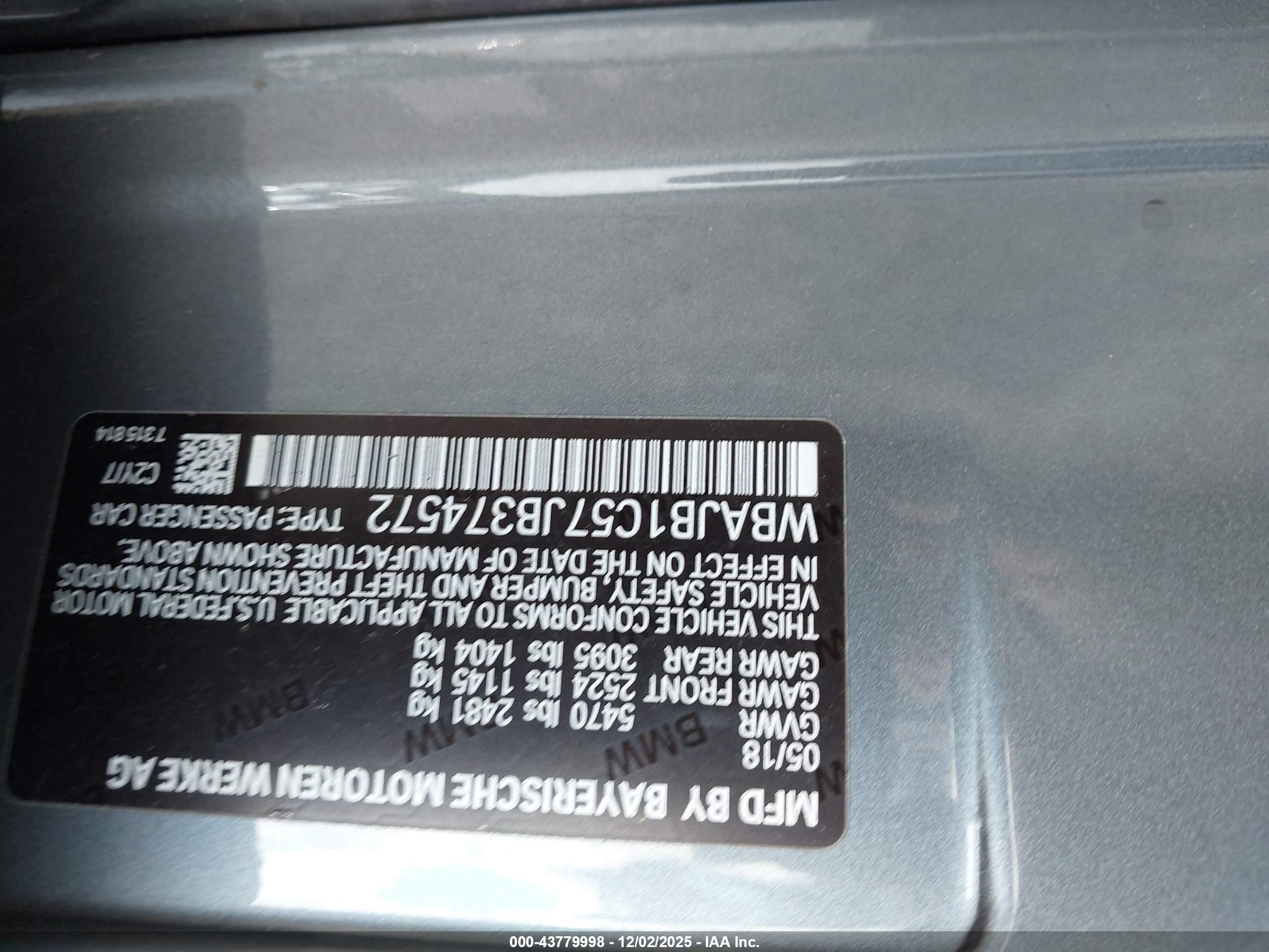 BMW 530E image 9