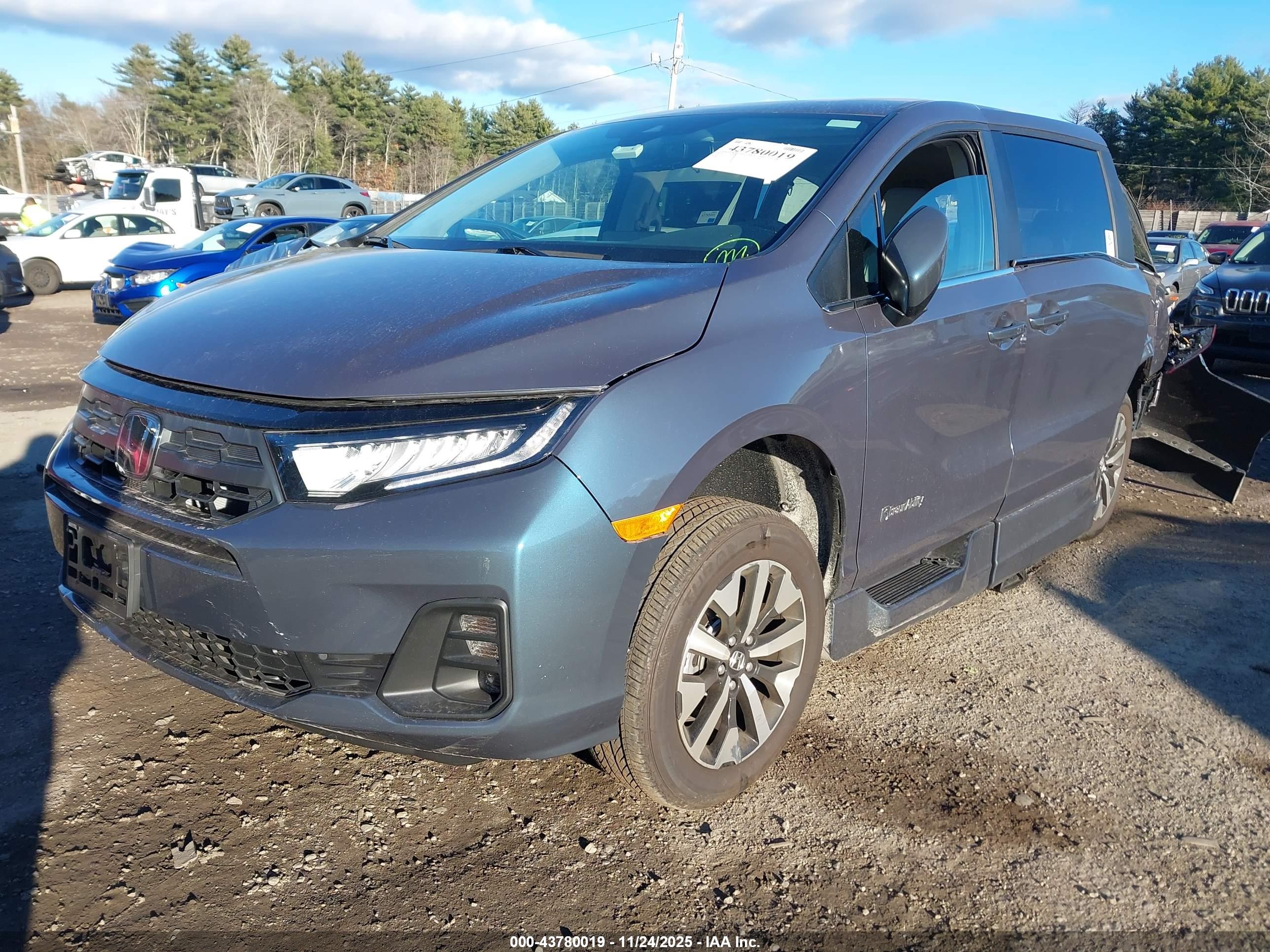 HONDA ODYSSEY image 2