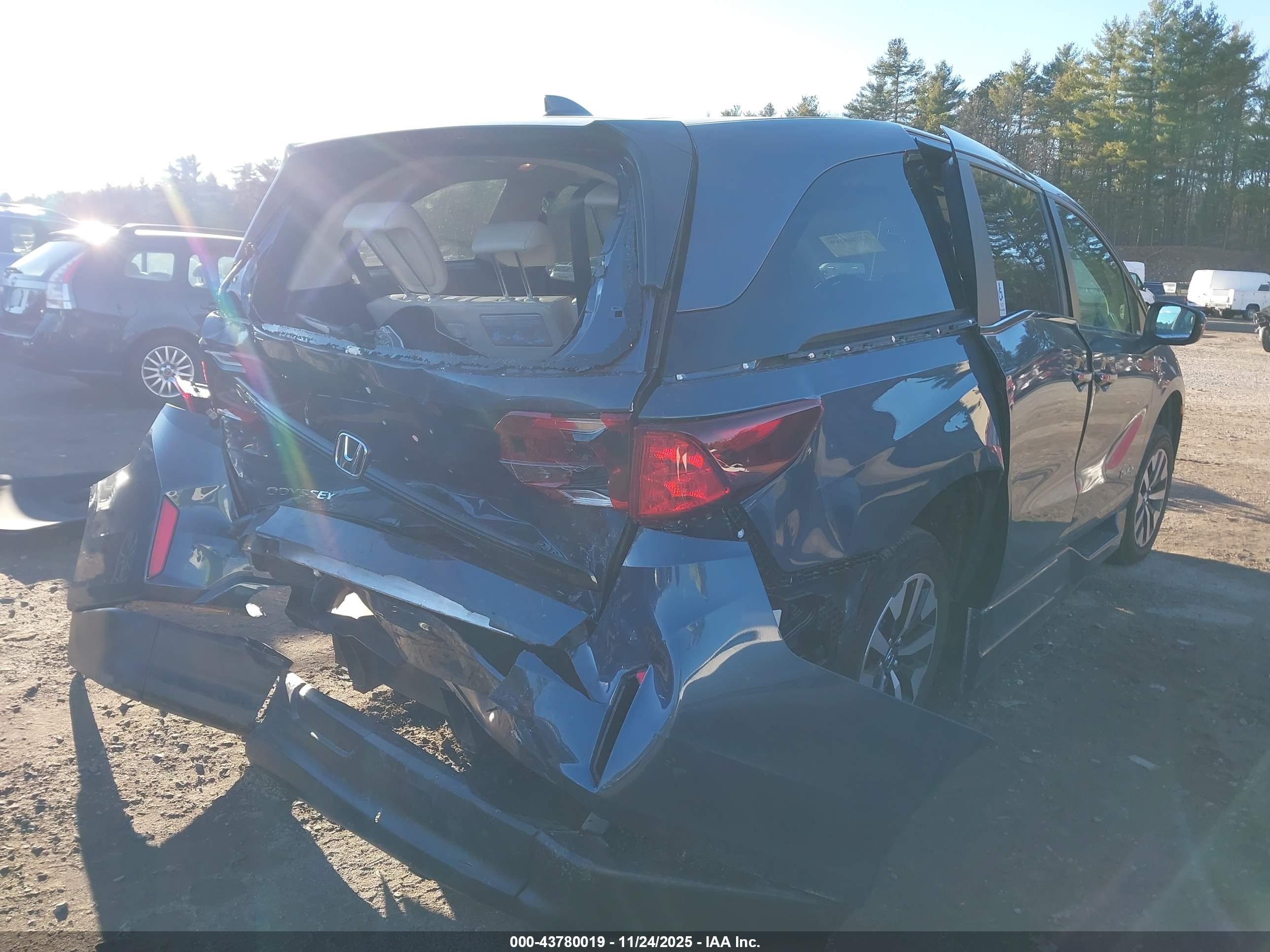 HONDA ODYSSEY image 4