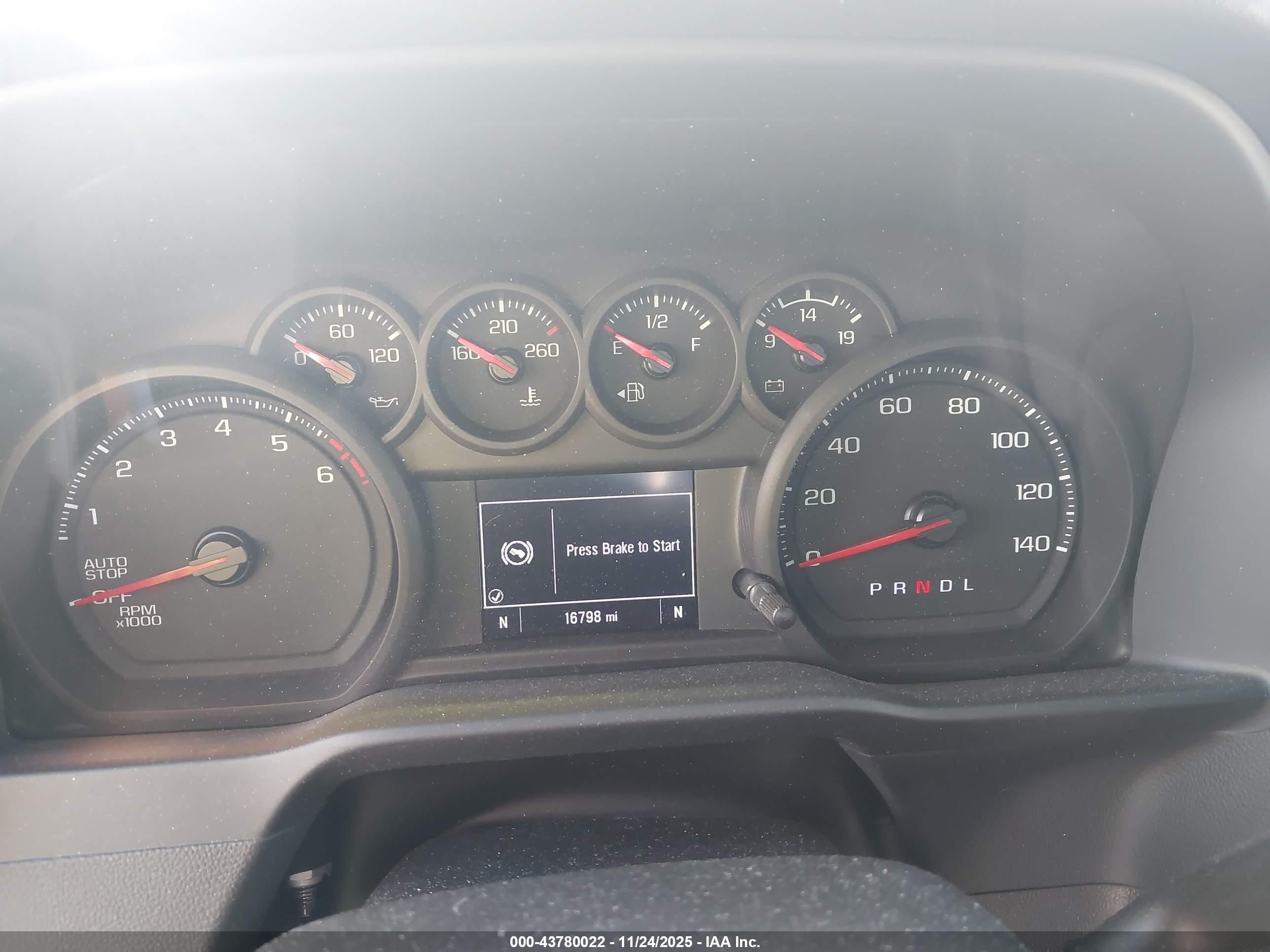 CHEVROLET SILVERADO image 7