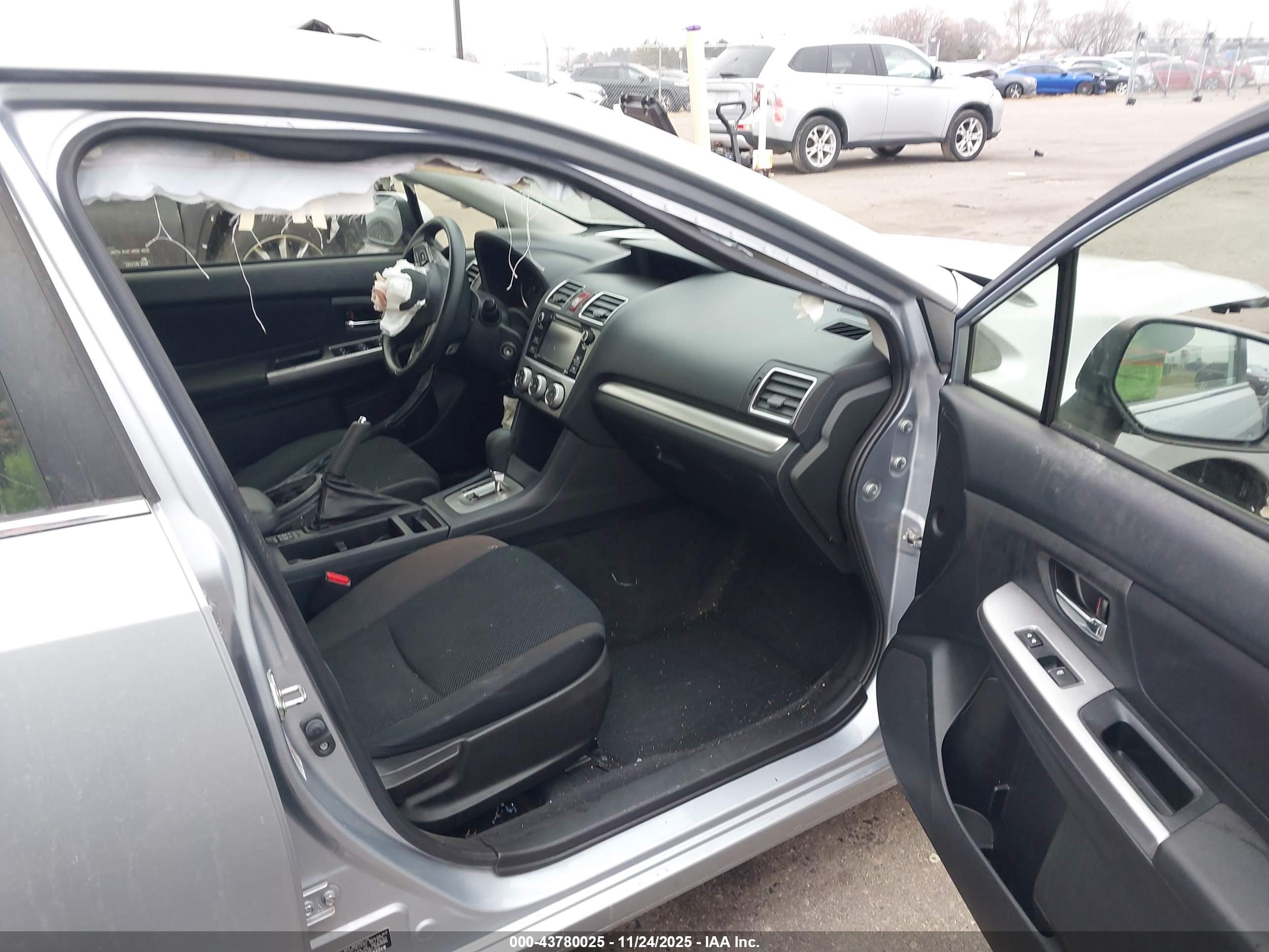 SUBARU IMPREZA image 5