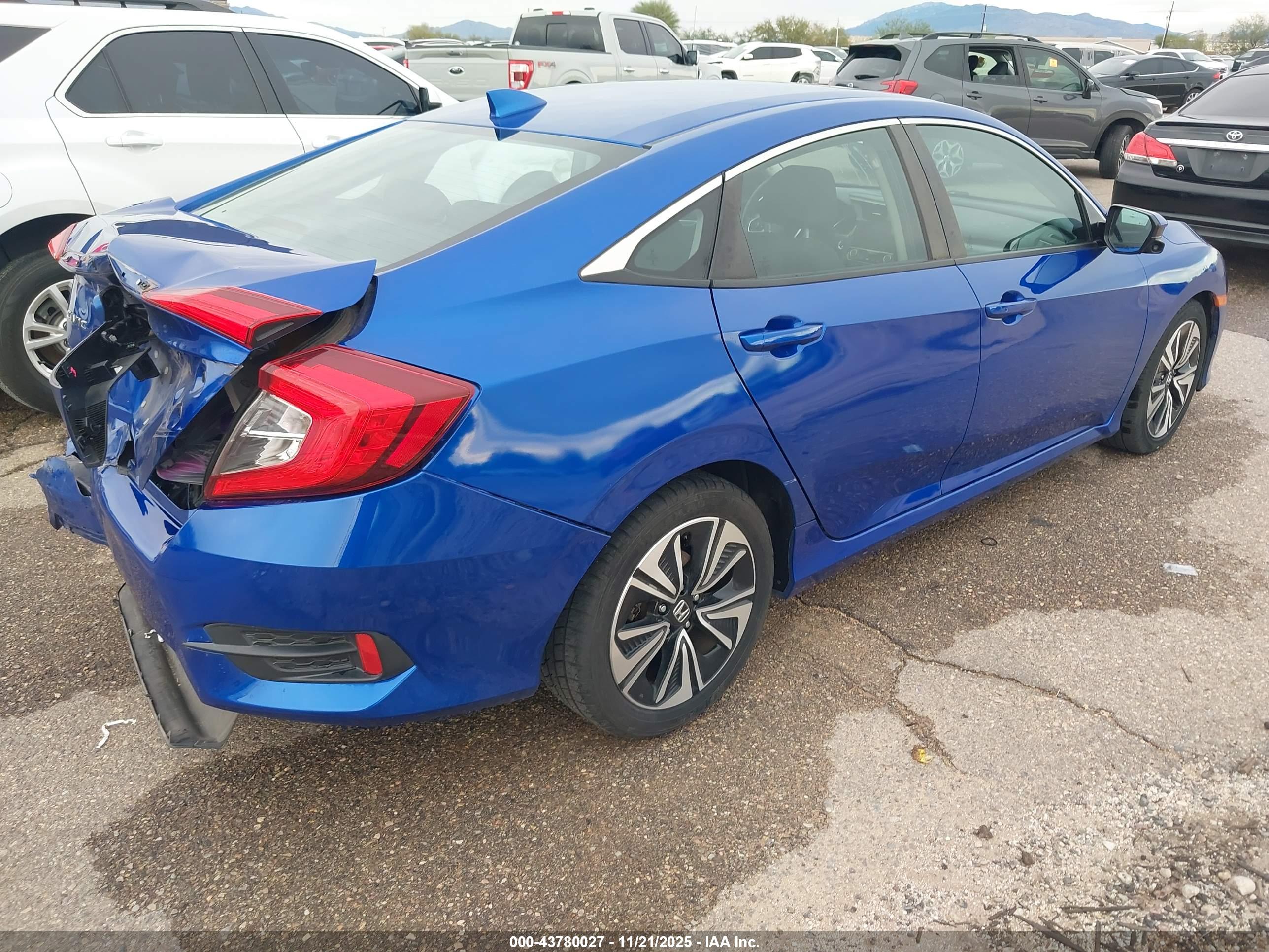 HONDA CIVIC image 4