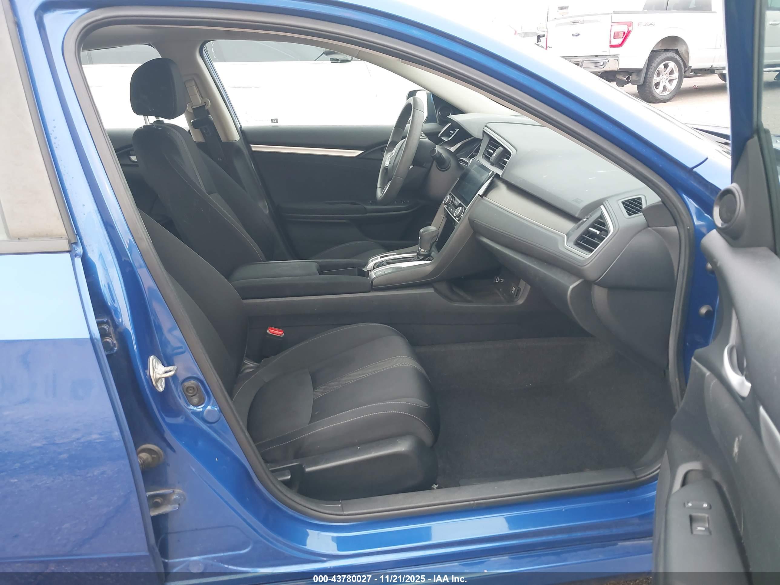HONDA CIVIC image 5