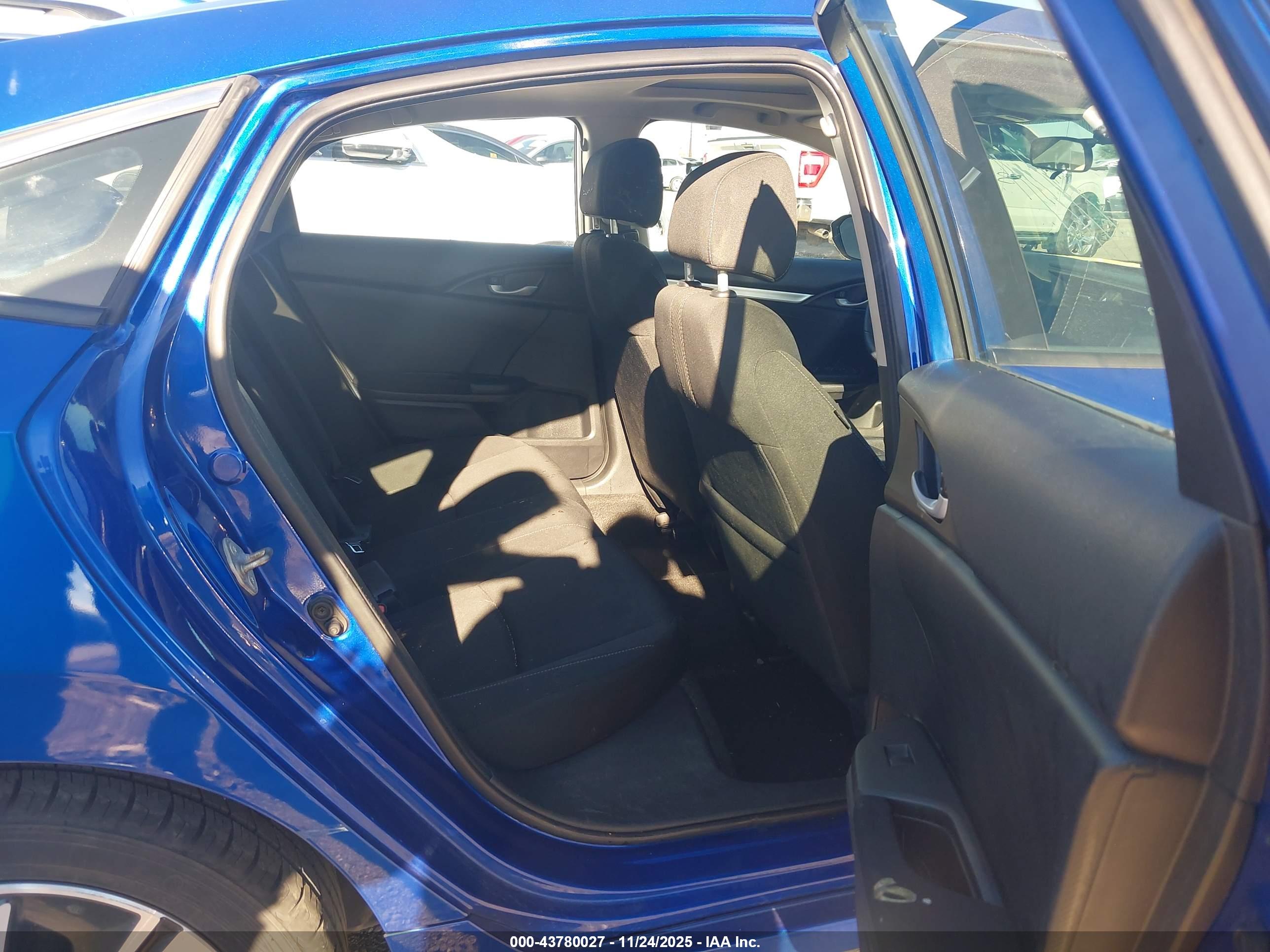 HONDA CIVIC image 8