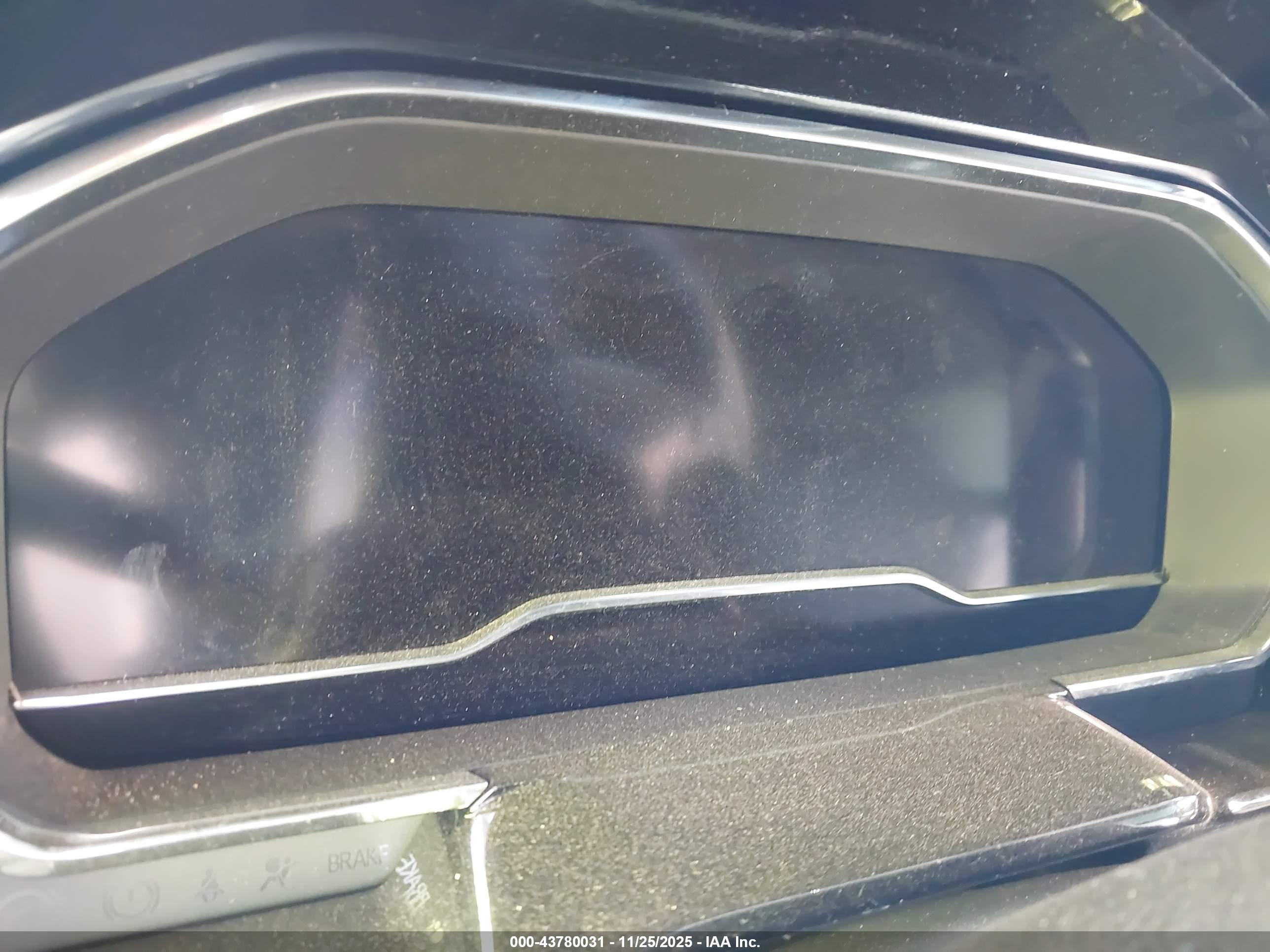 GMC SIERRA image 7