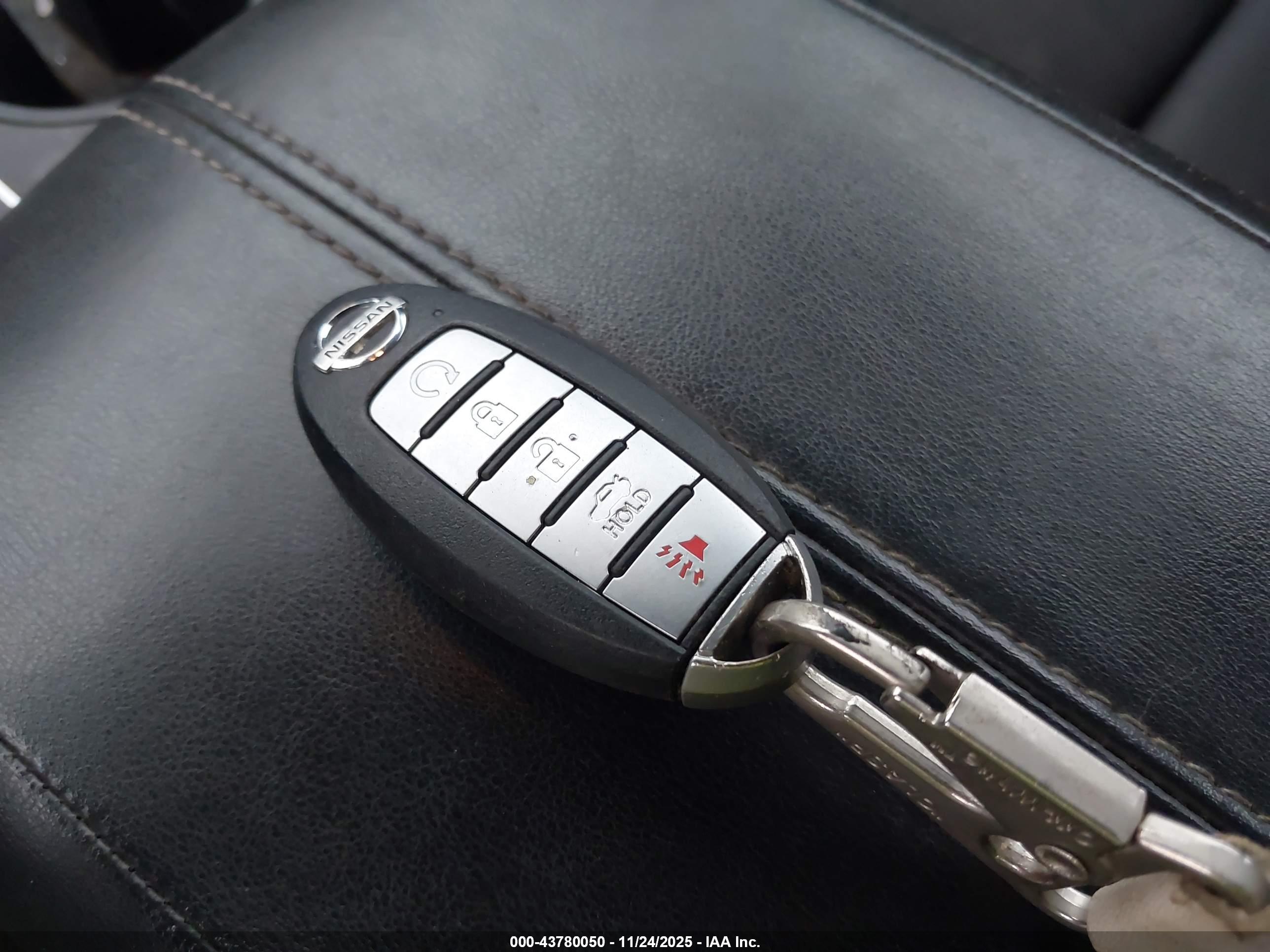 NISSAN ALTIMA image 11