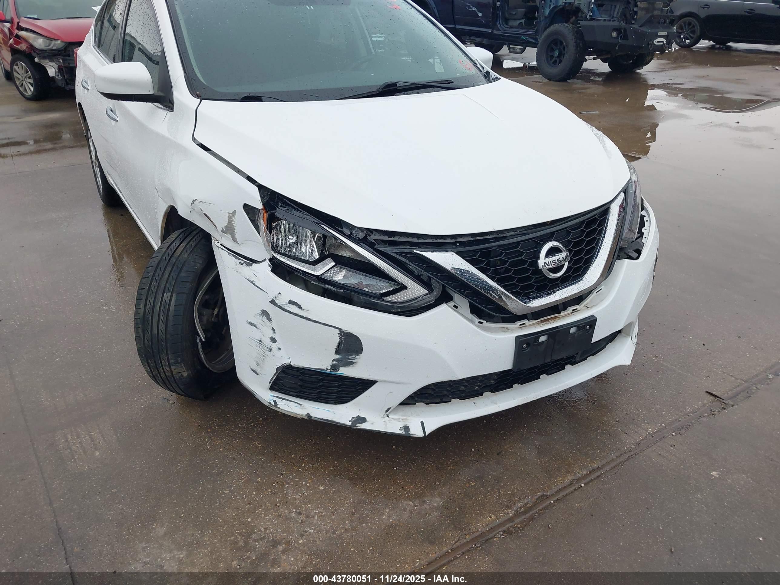 NISSAN SENTRA image 6