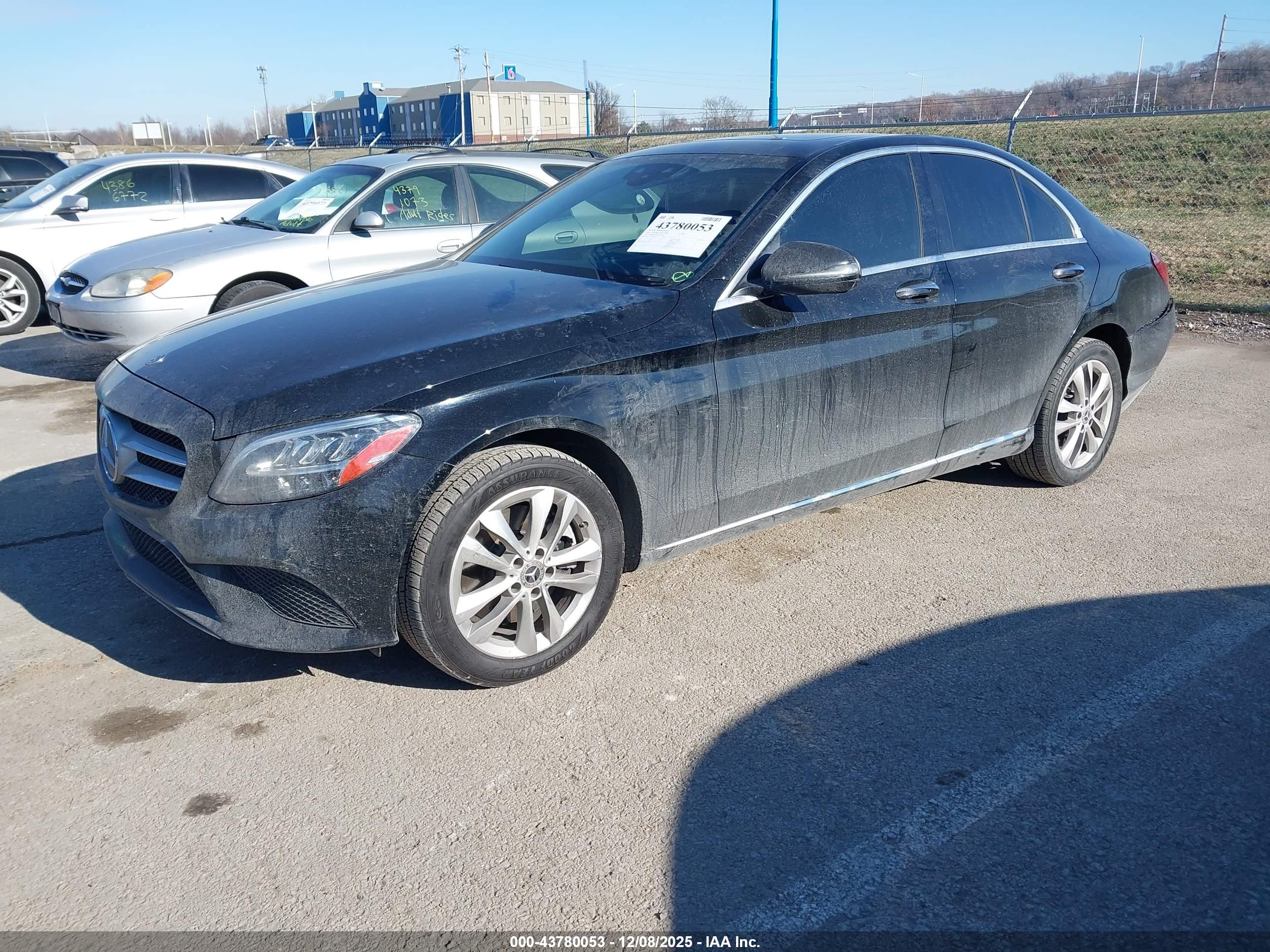 MERCEDES-BENZ C image 2