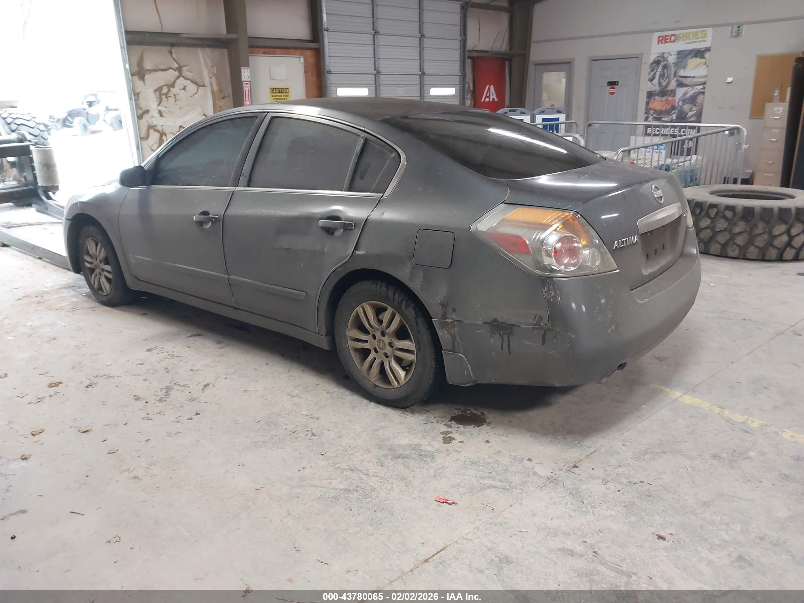 NISSAN ALTIMA image 3