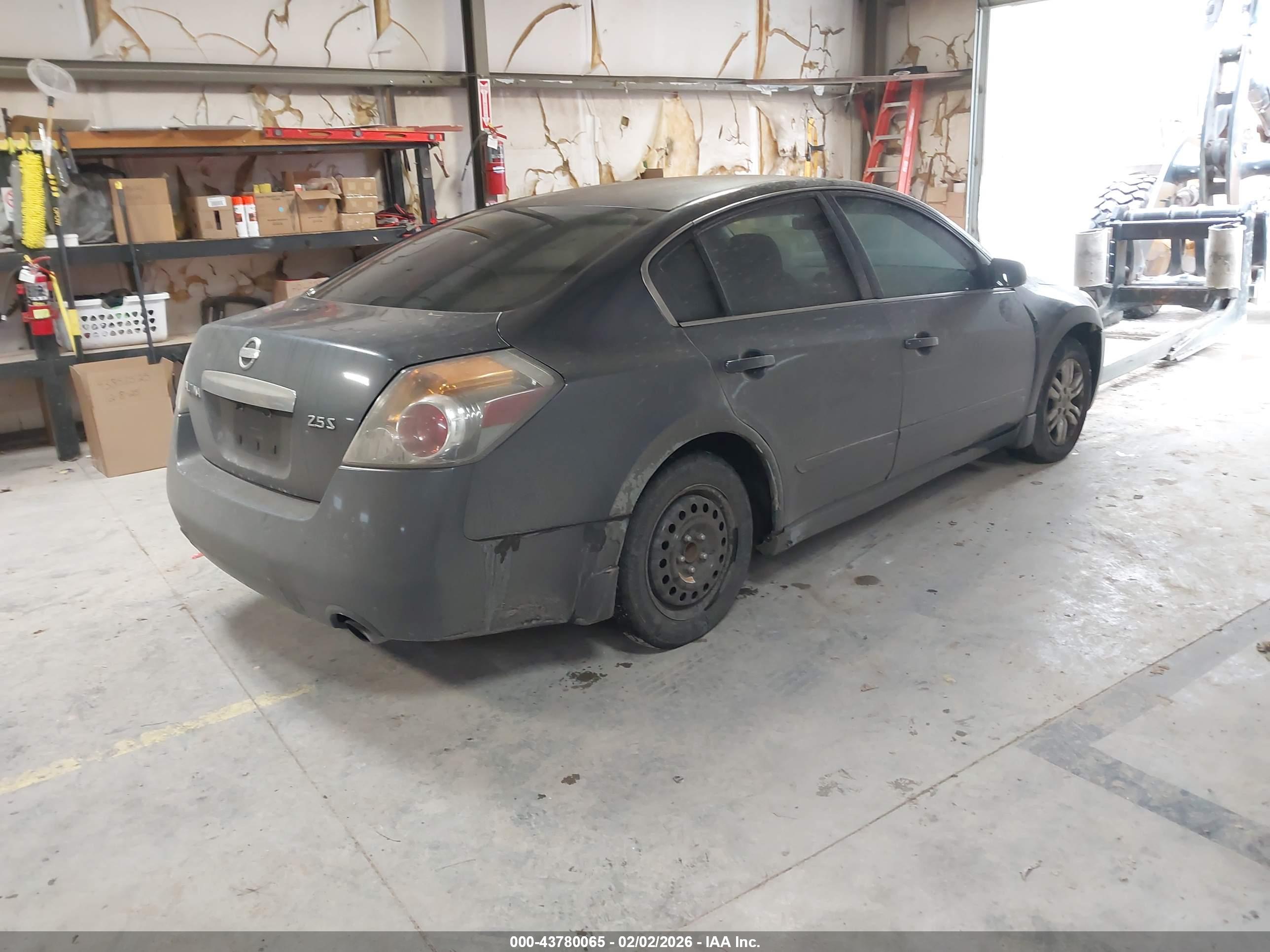NISSAN ALTIMA image 4