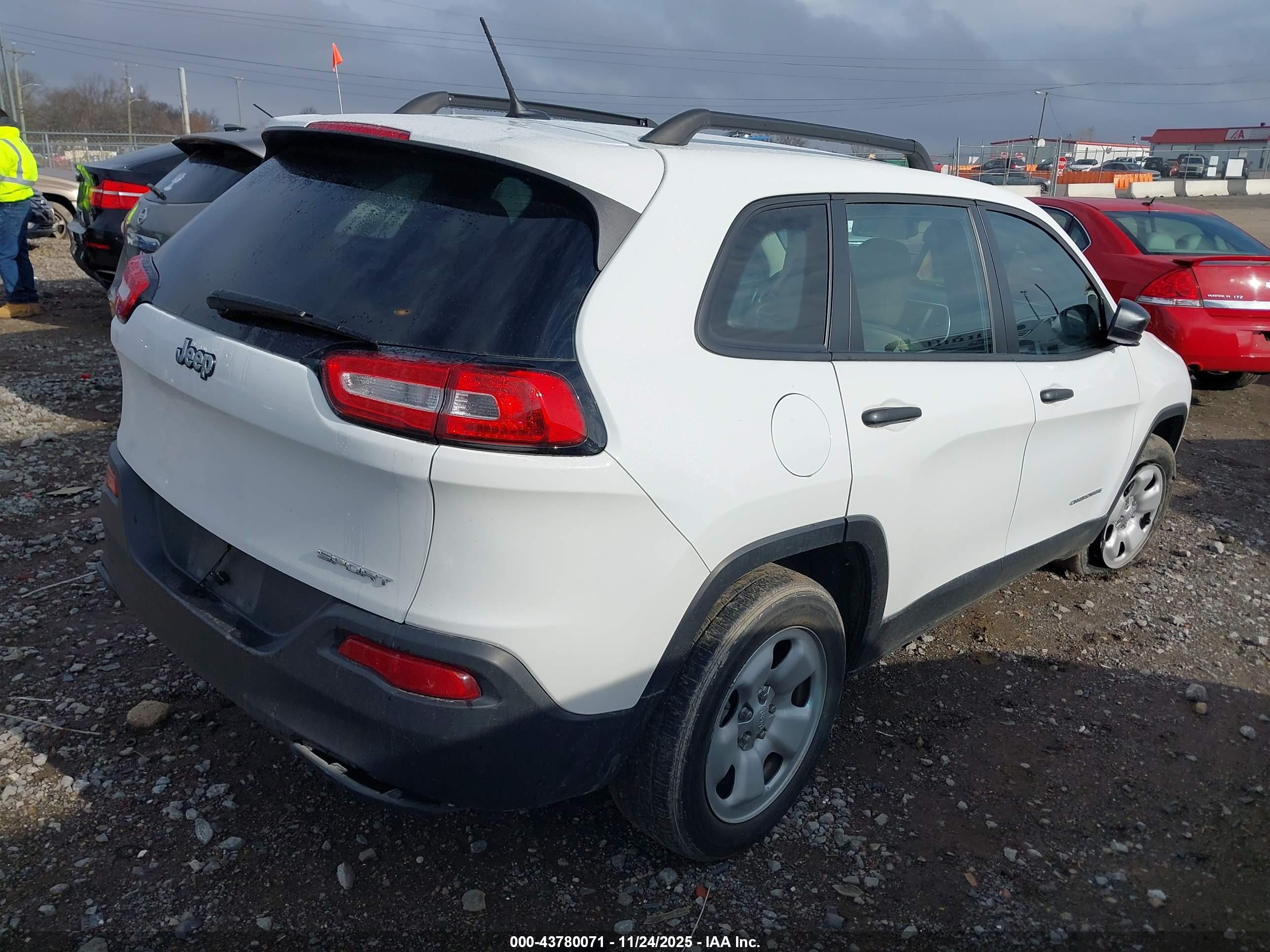JEEP CHEROKEE image 4