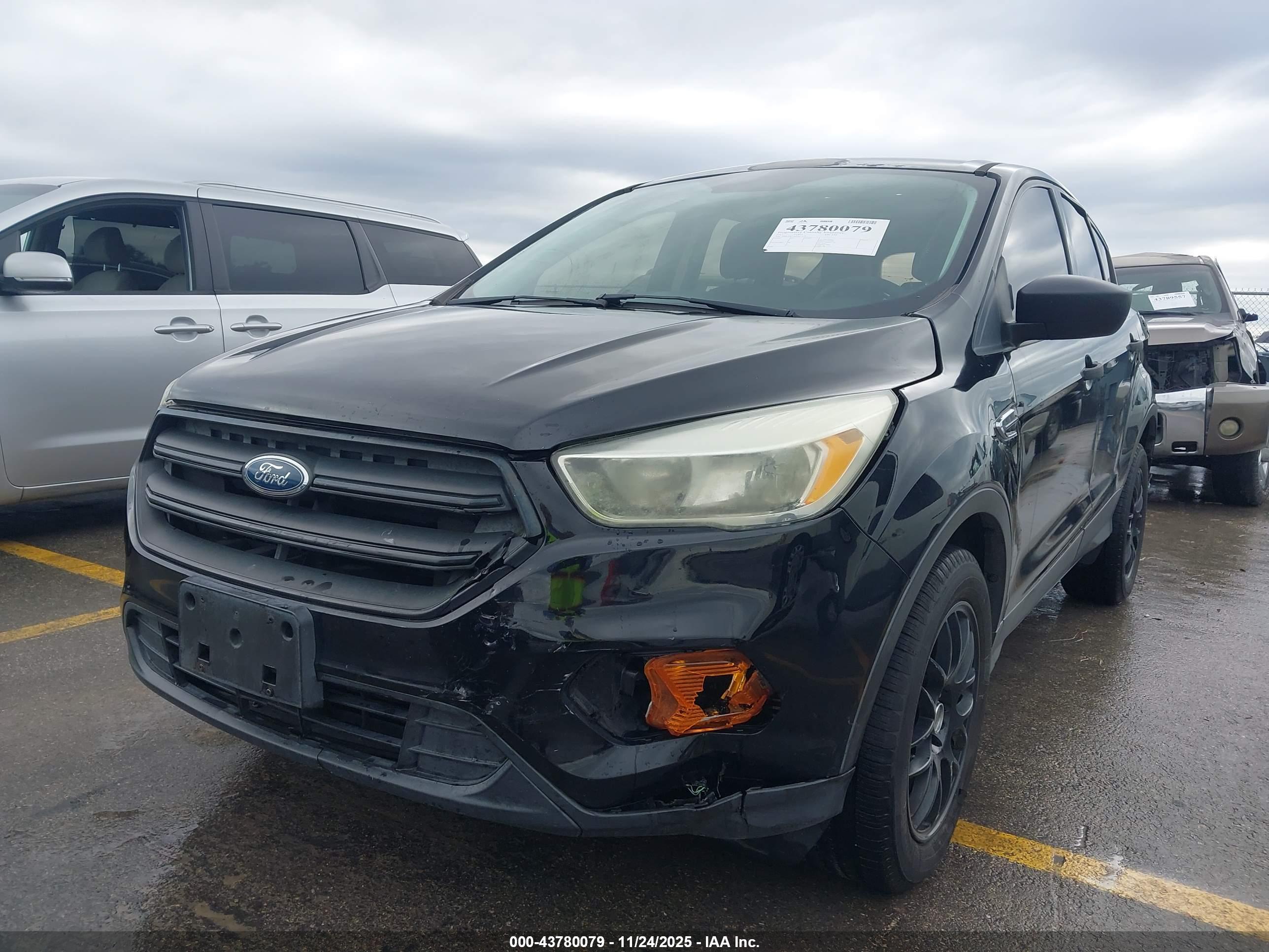 FORD ESCAPE image 6