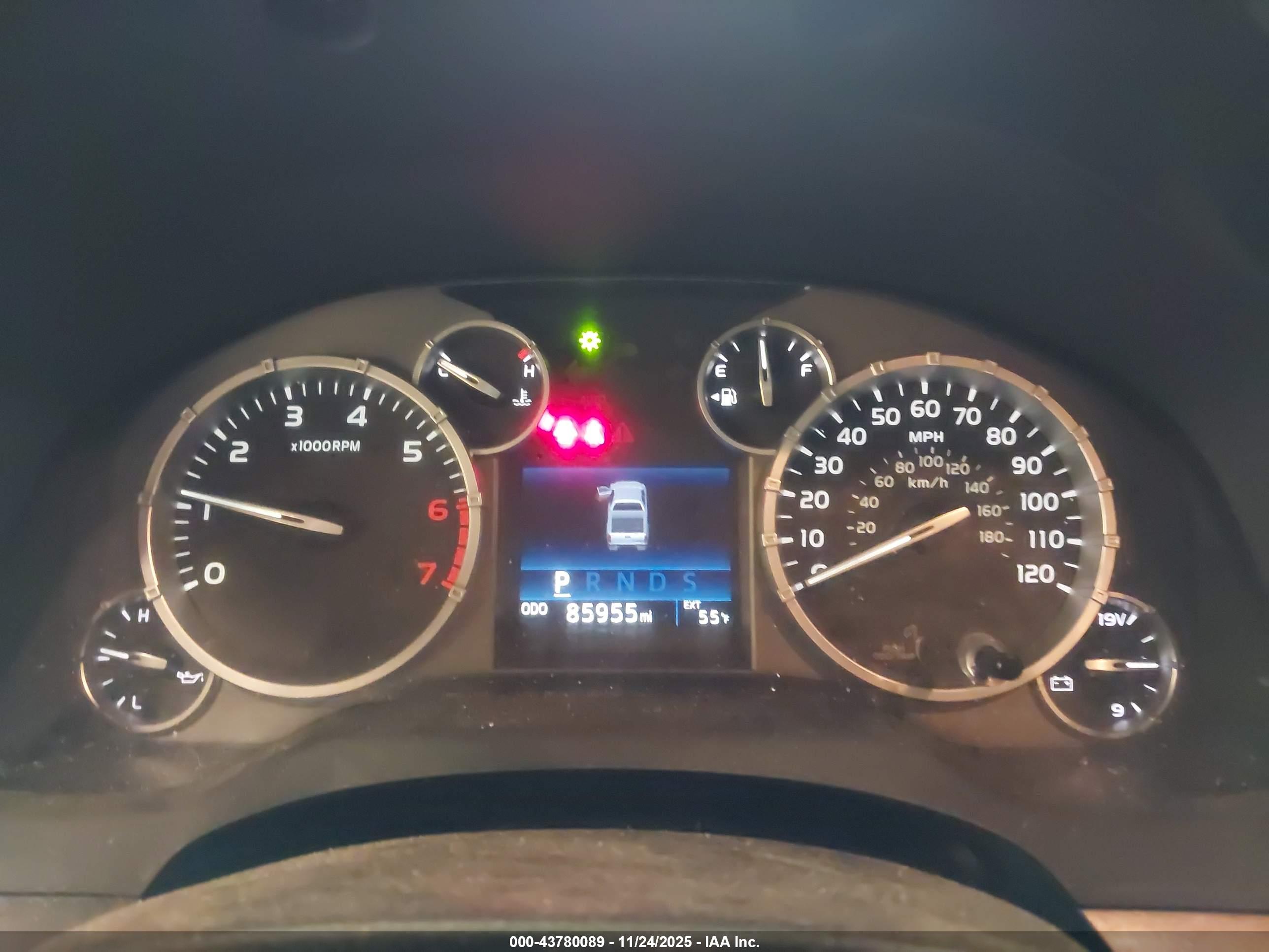 TOYOTA TUNDRA image 7