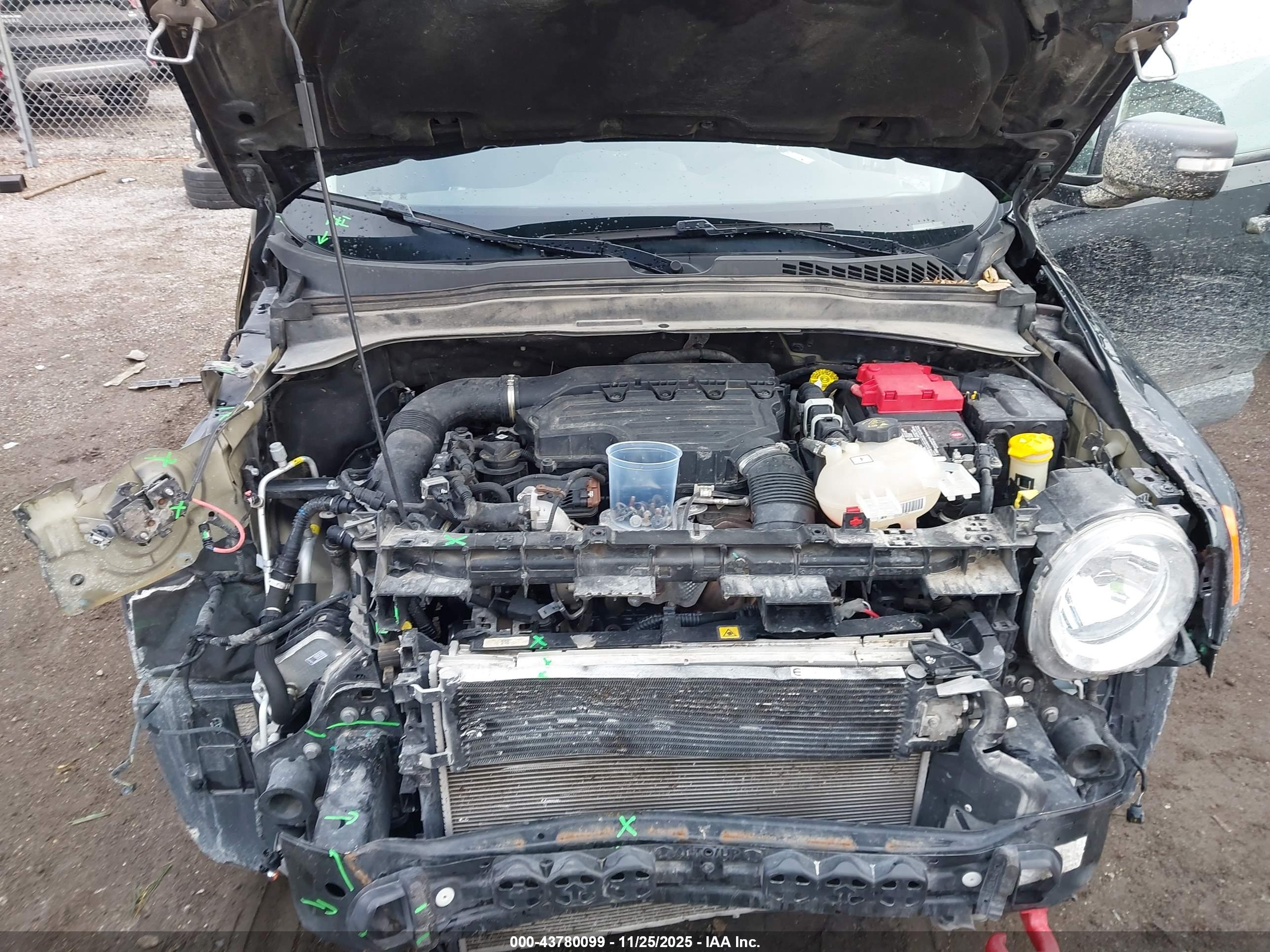 JEEP RENEGADE image 10