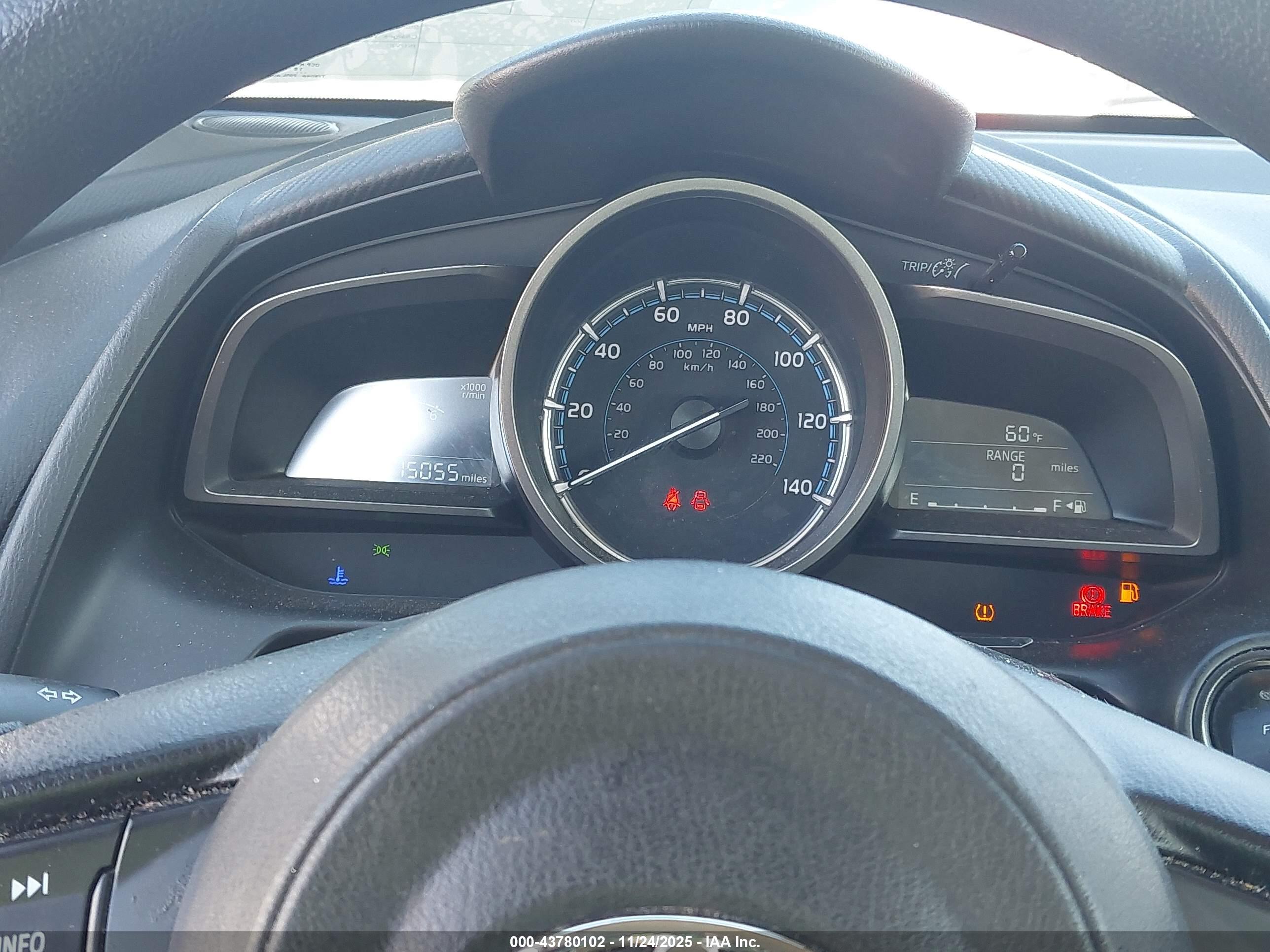 TOYOTA YARIS image 7