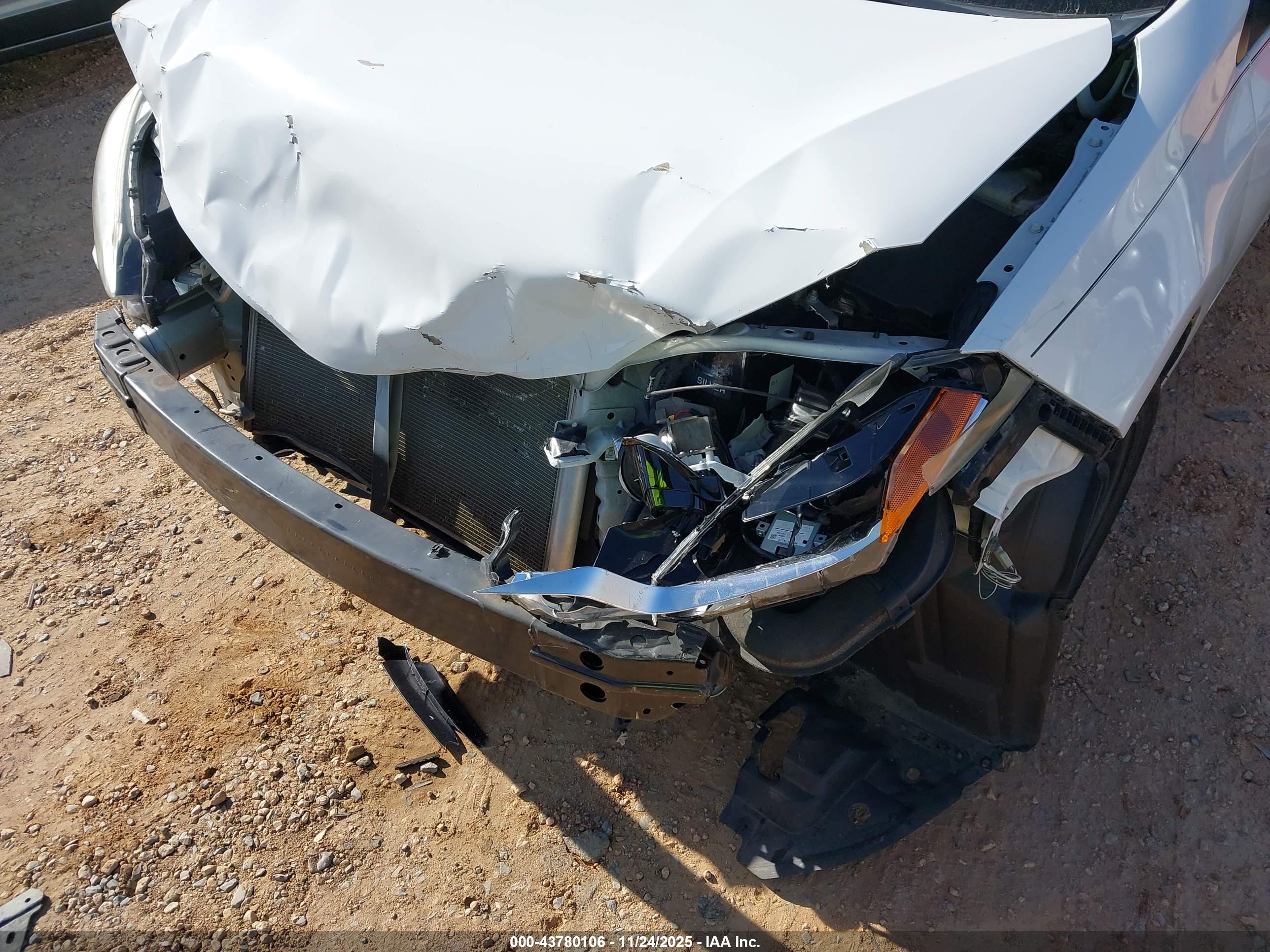 TOYOTA COROLLA image 6