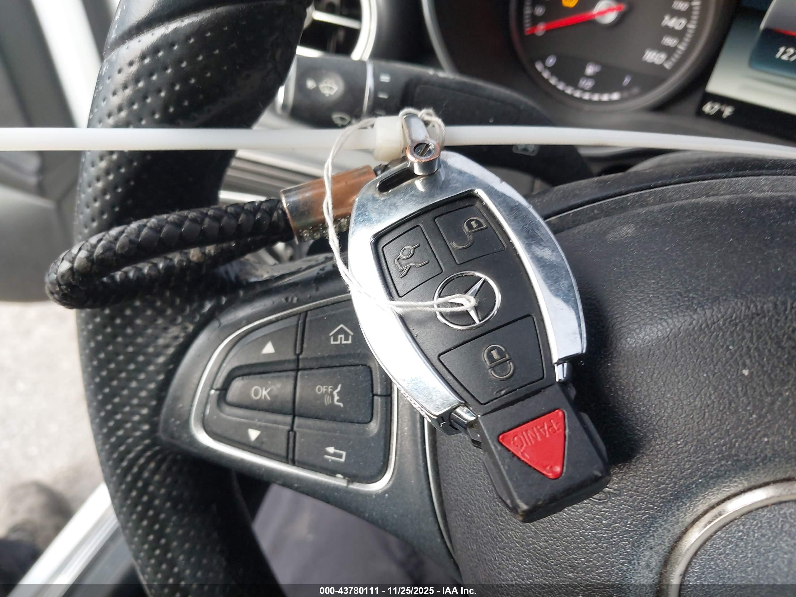 MERCEDES-BENZ C image 11