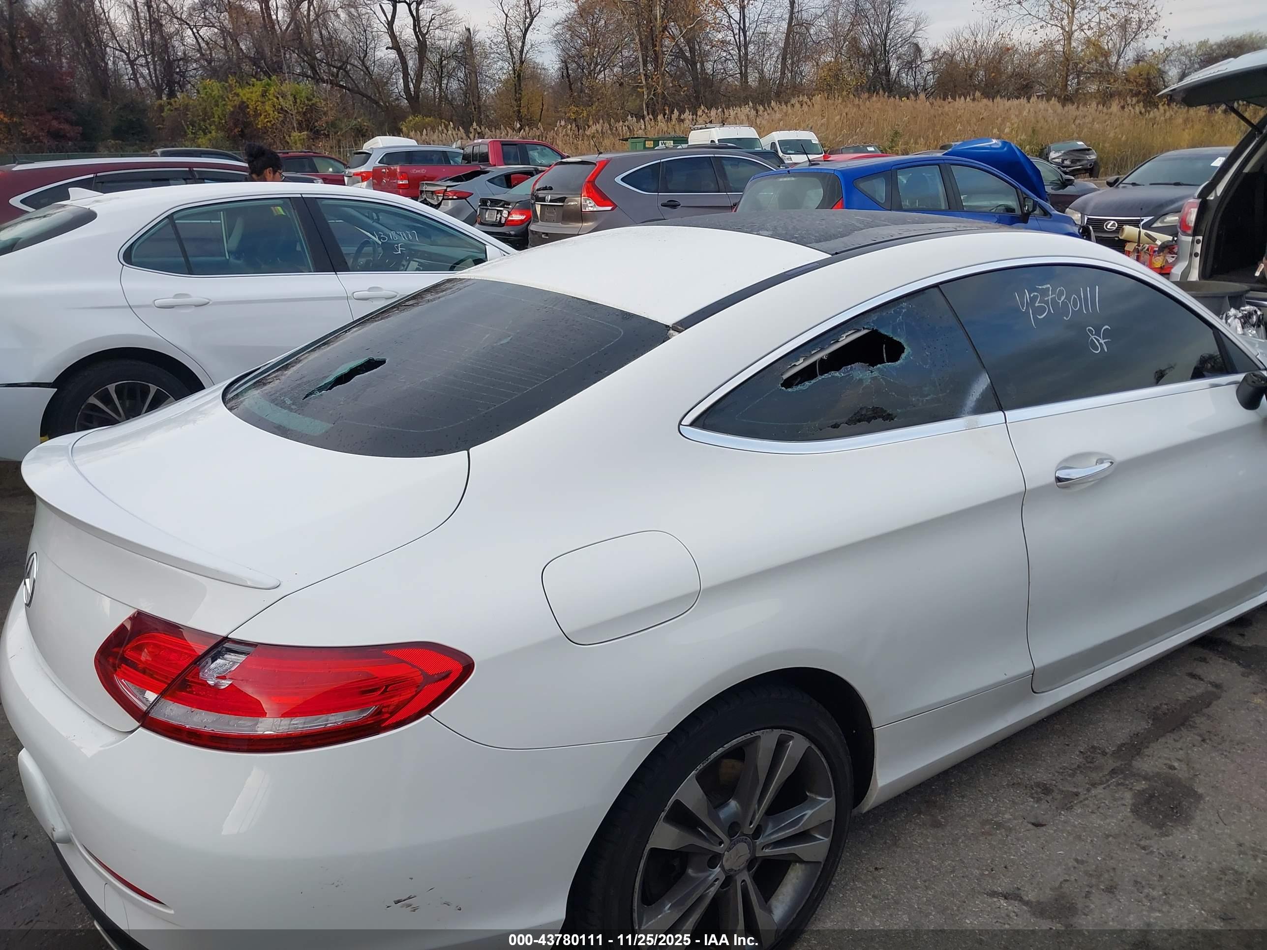 MERCEDES-BENZ C image 6