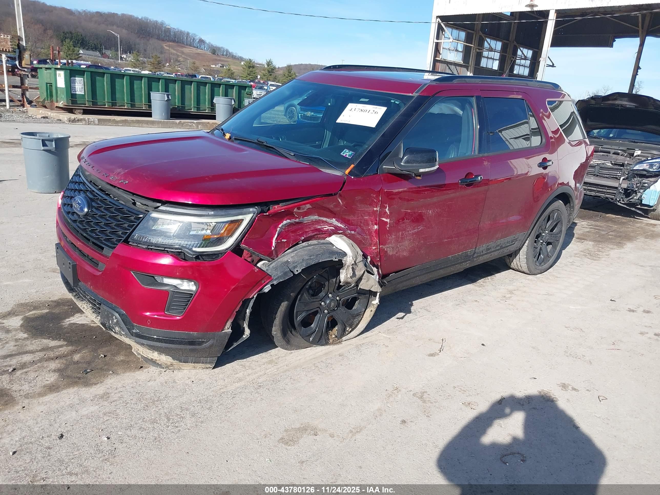 FORD EXPLORER image 2
