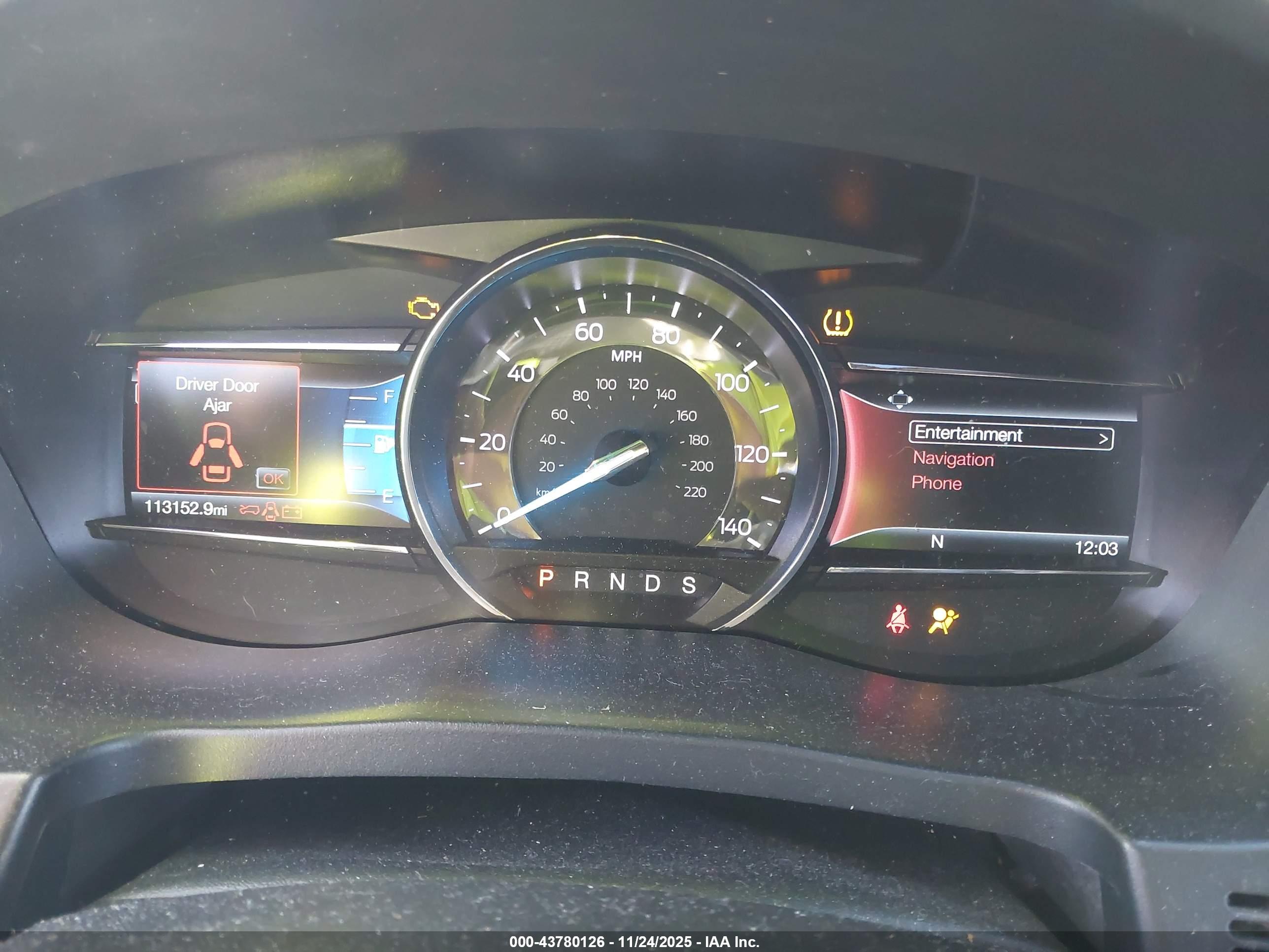 FORD EXPLORER image 7