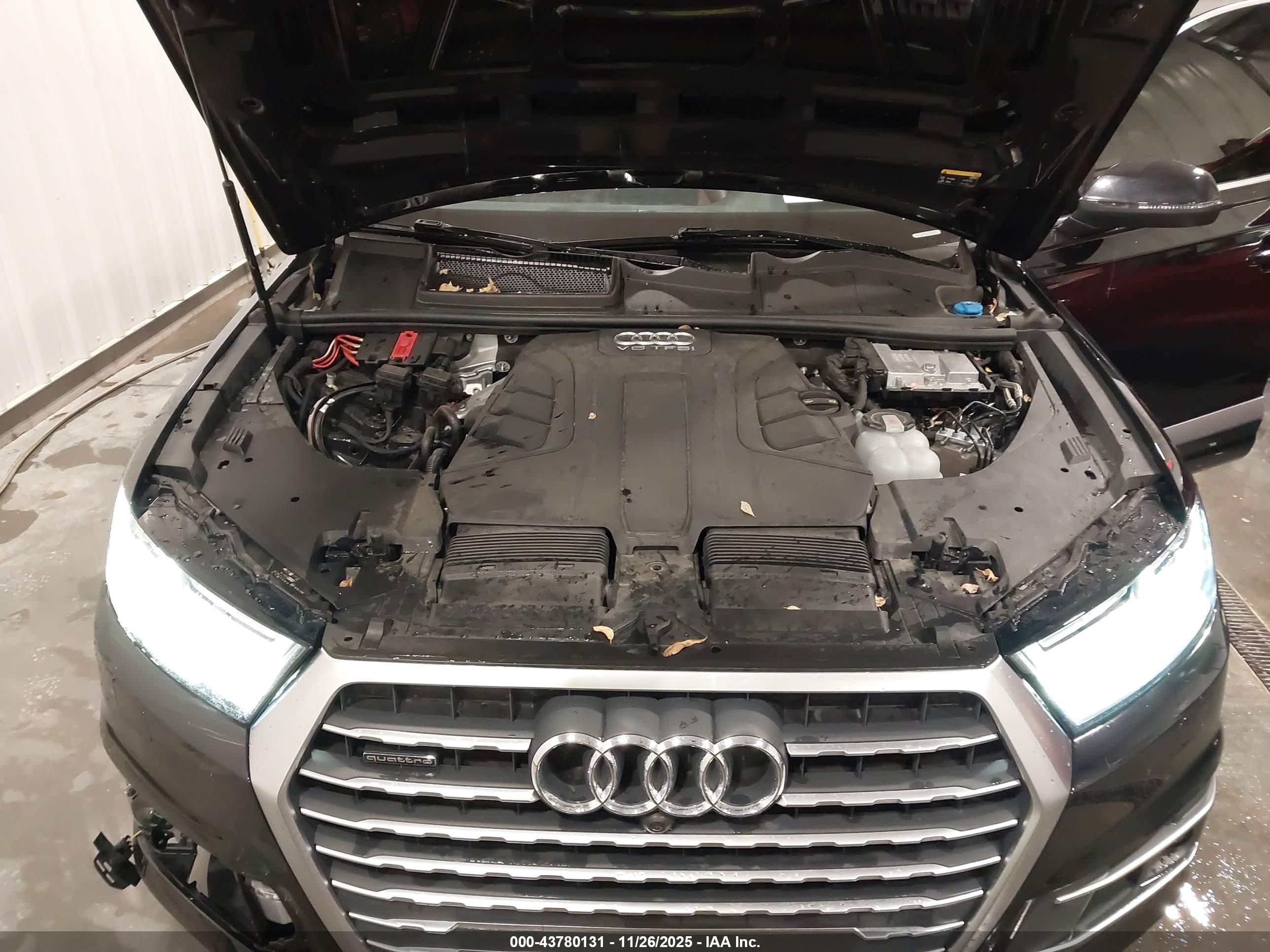 AUDI Q7 image 10