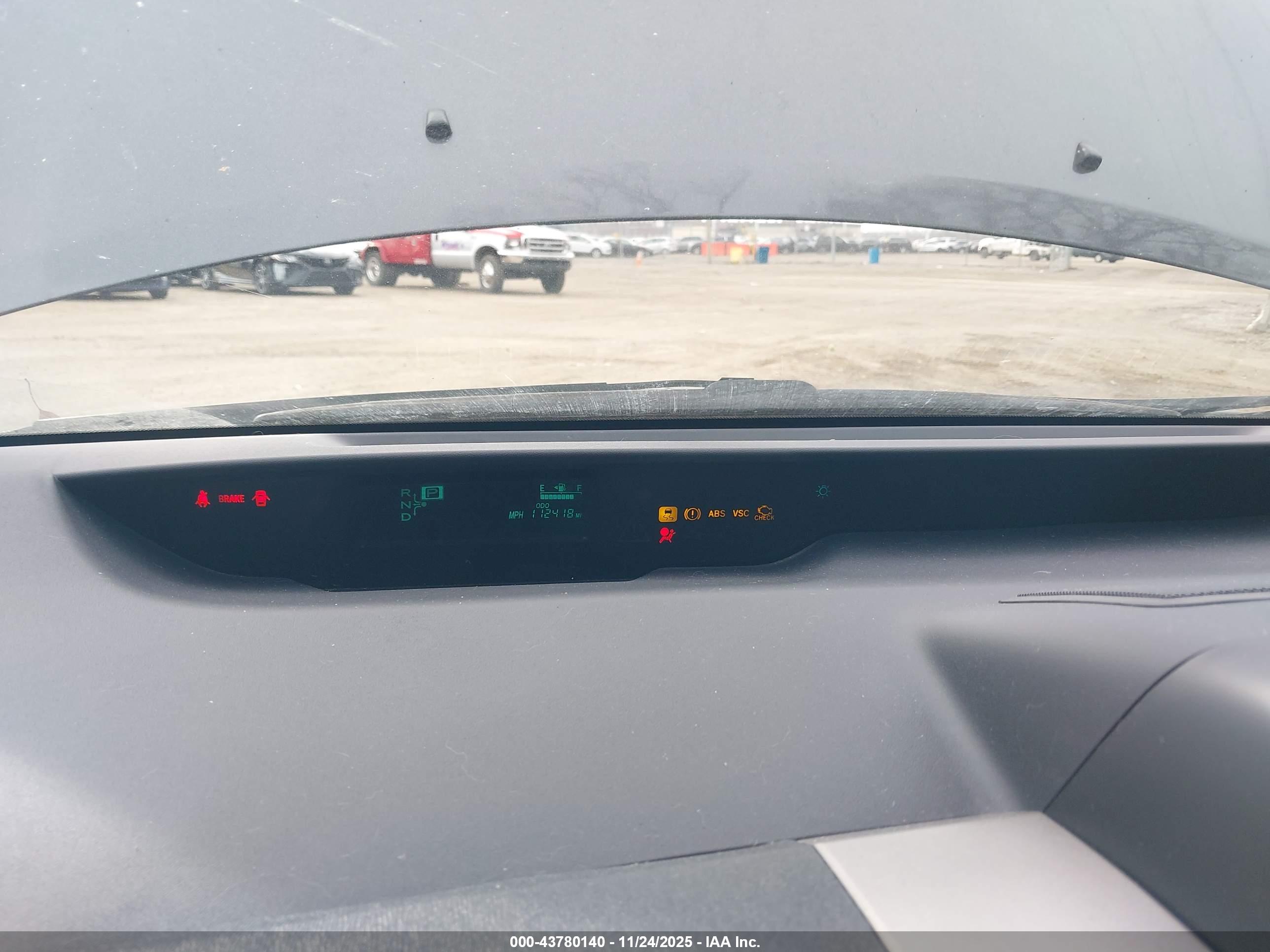 TOYOTA PRIUS image 7