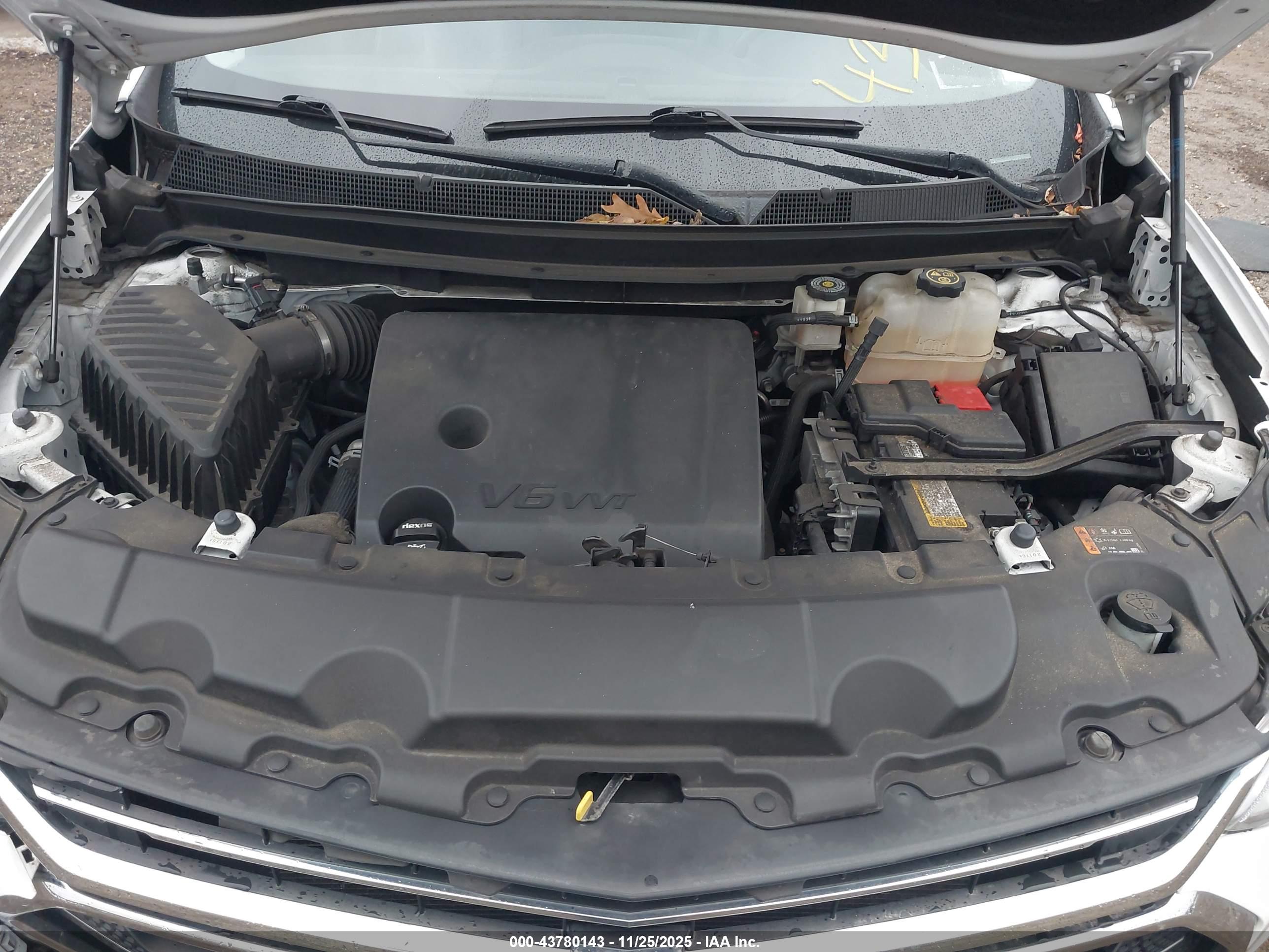 CHEVROLET TRAVERSE image 10
