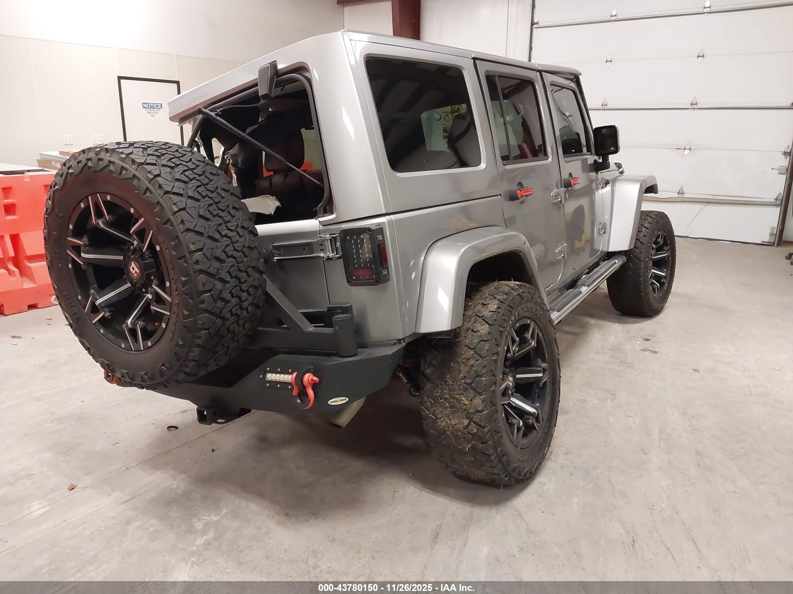 JEEP WRANGLER image 4