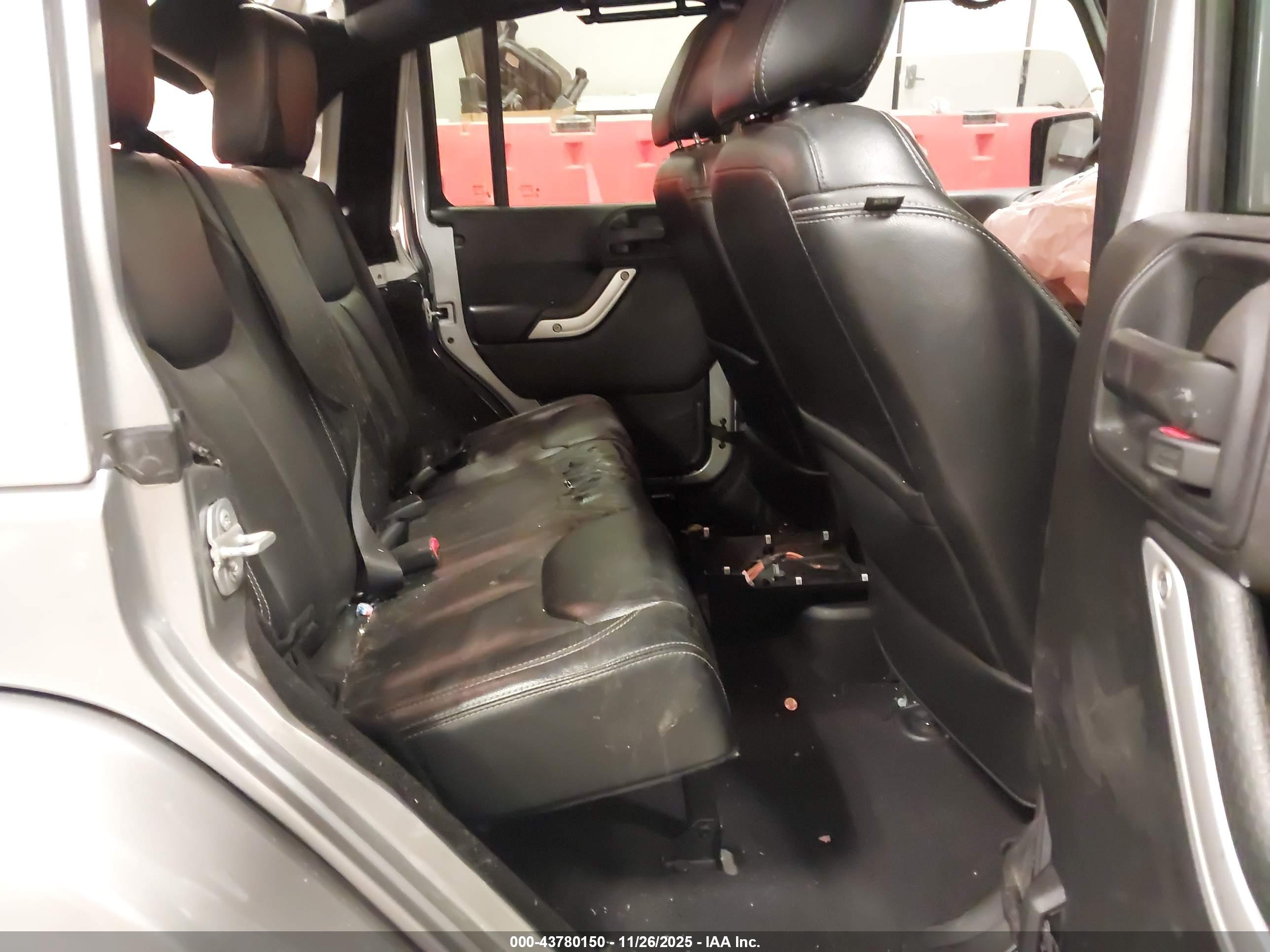 JEEP WRANGLER image 8