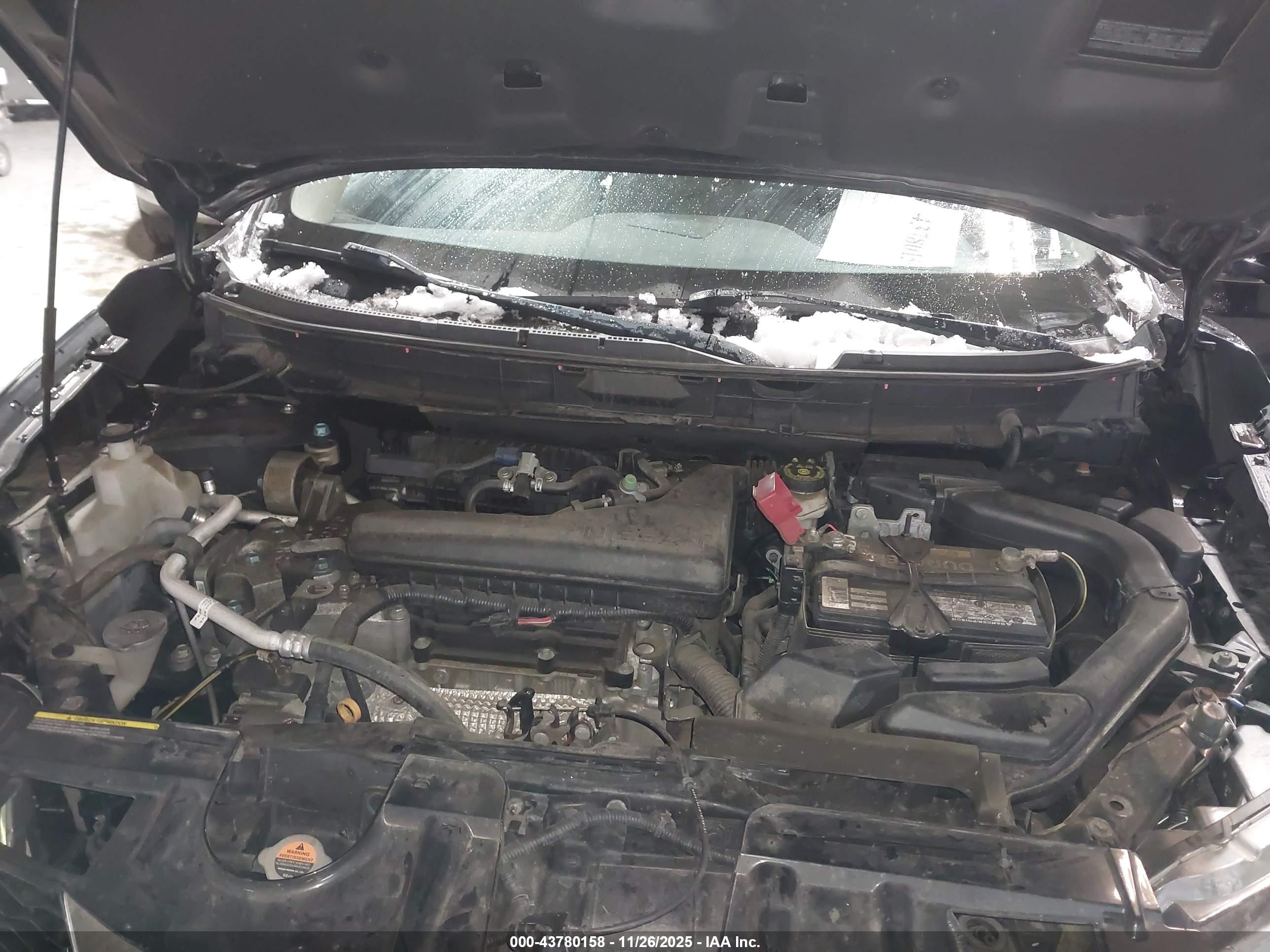 NISSAN ROGUE image 10