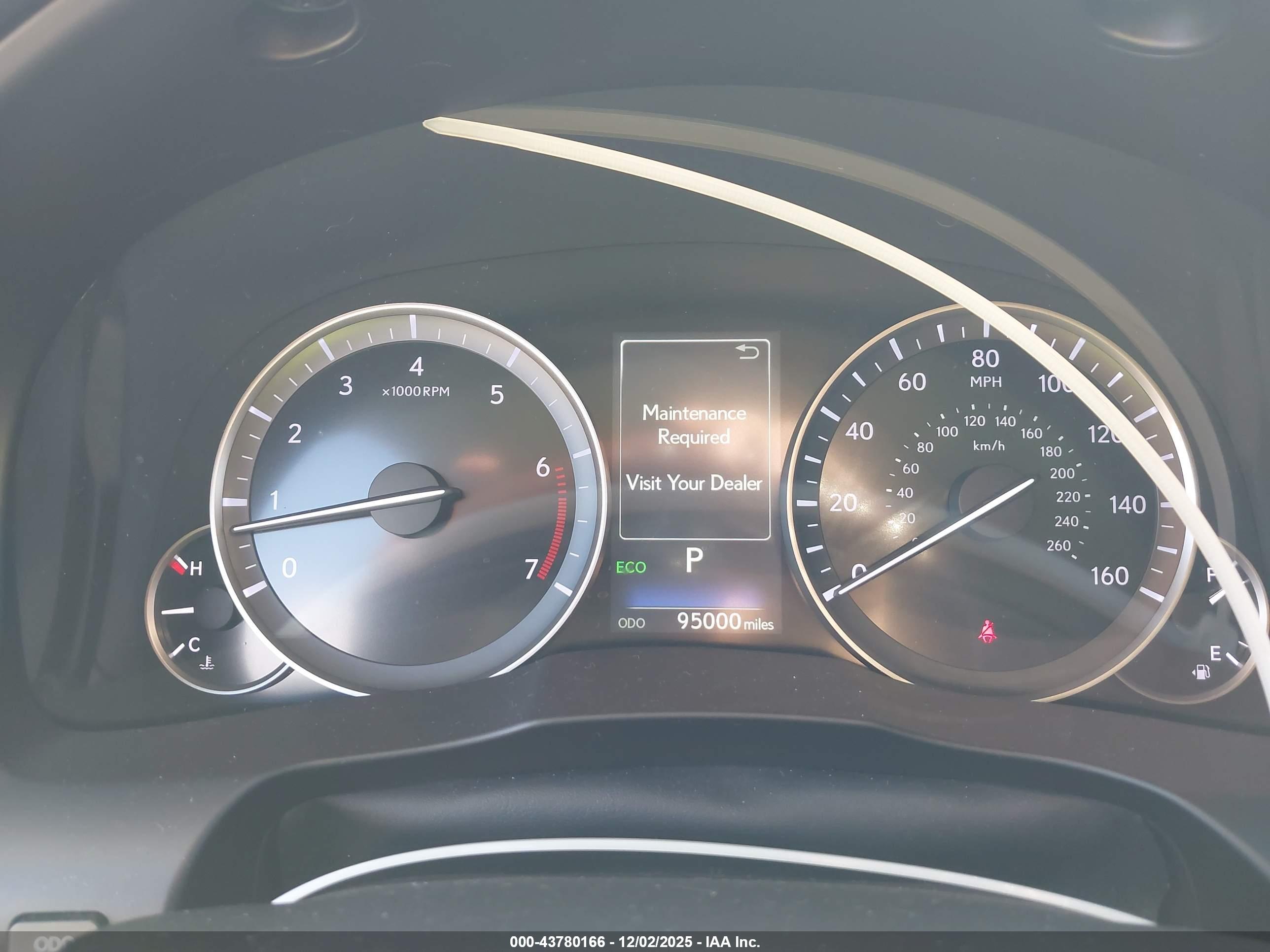 LEXUS ES image 7
