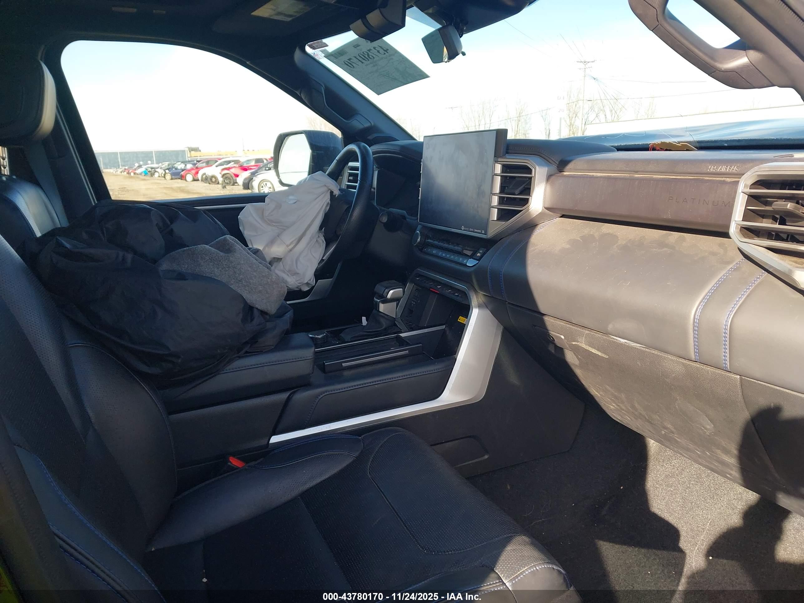 TOYOTA TUNDRA image 5