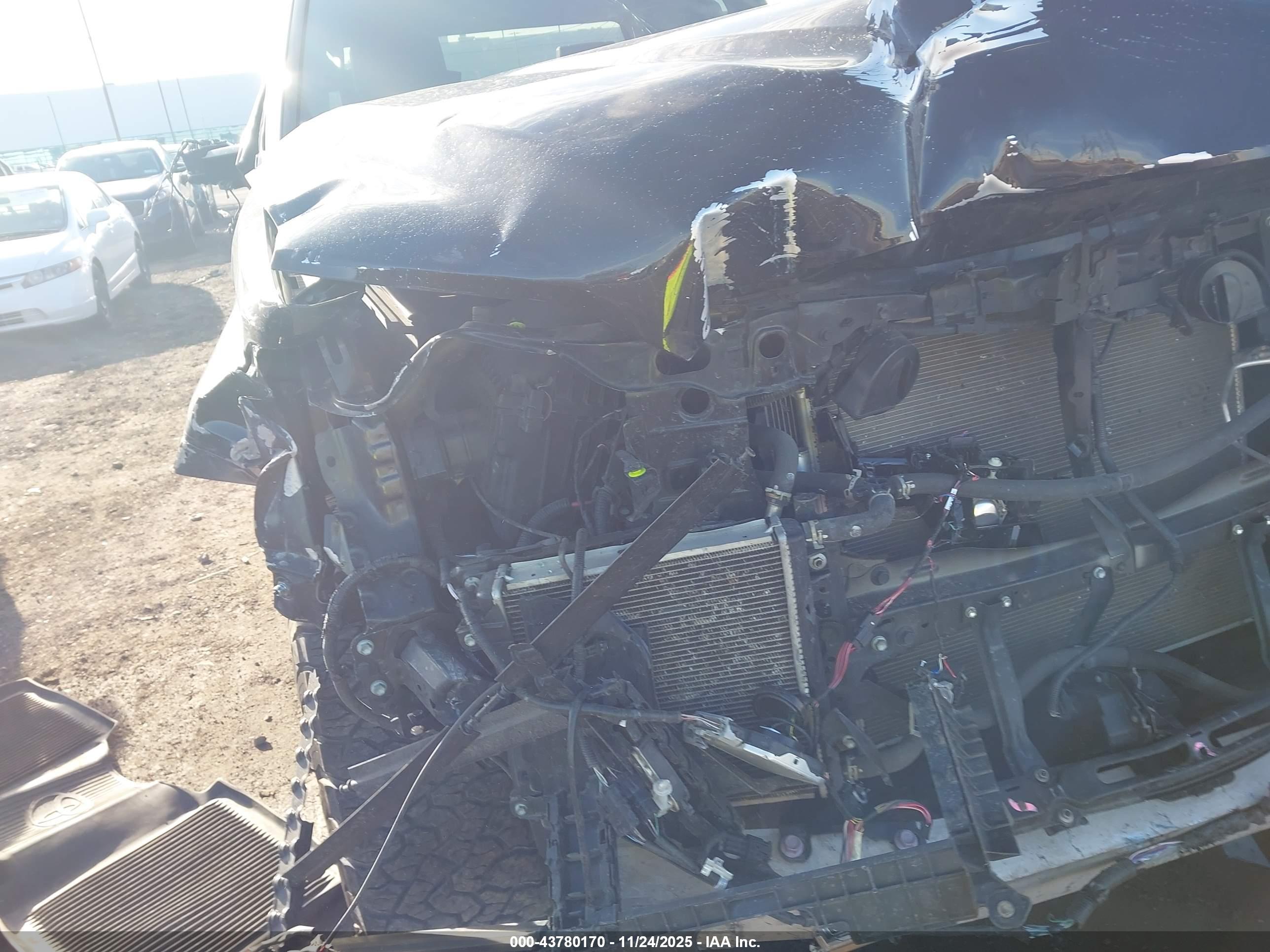 TOYOTA TUNDRA image 6