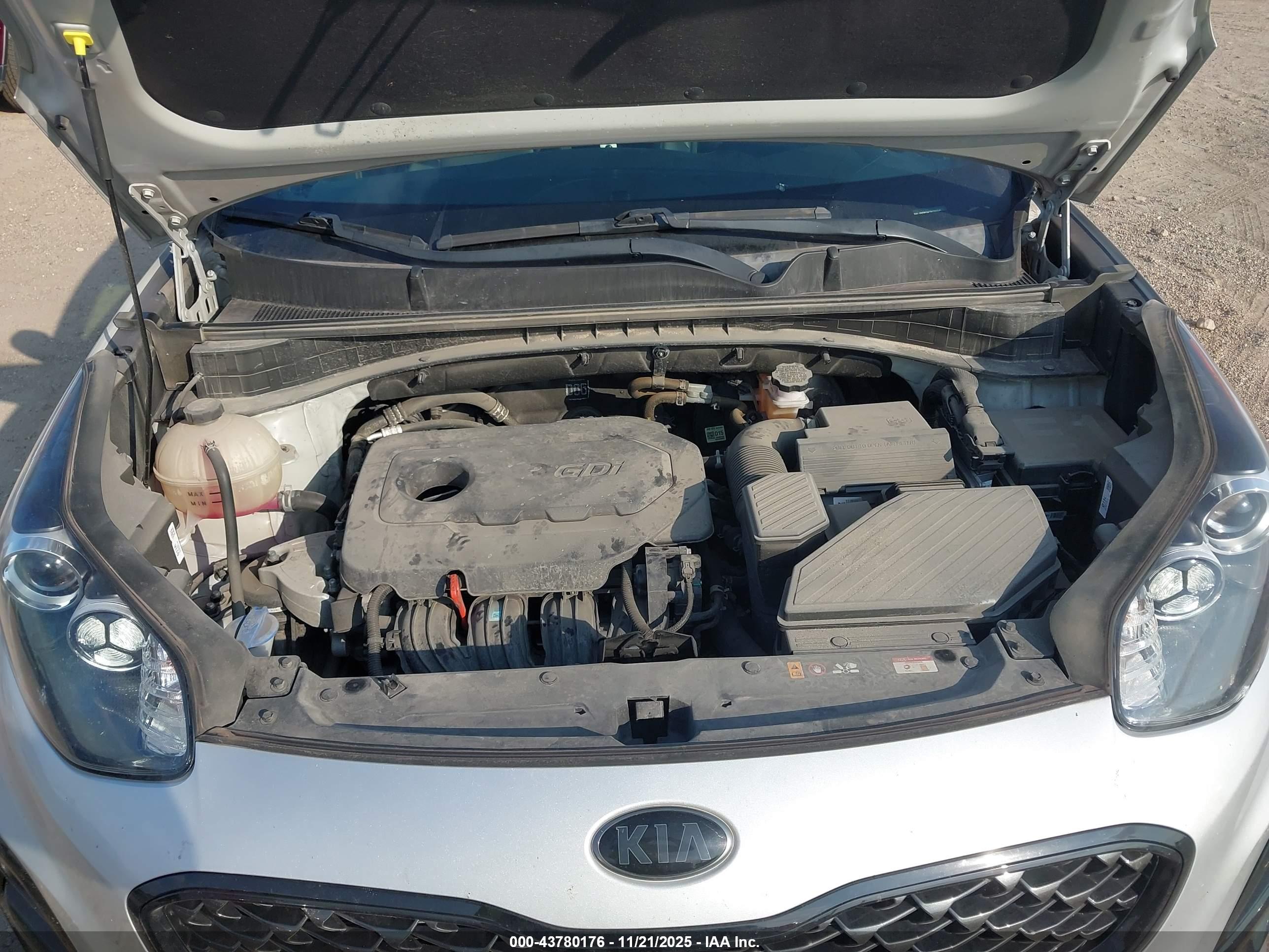 KIA SPORTAGE image 10